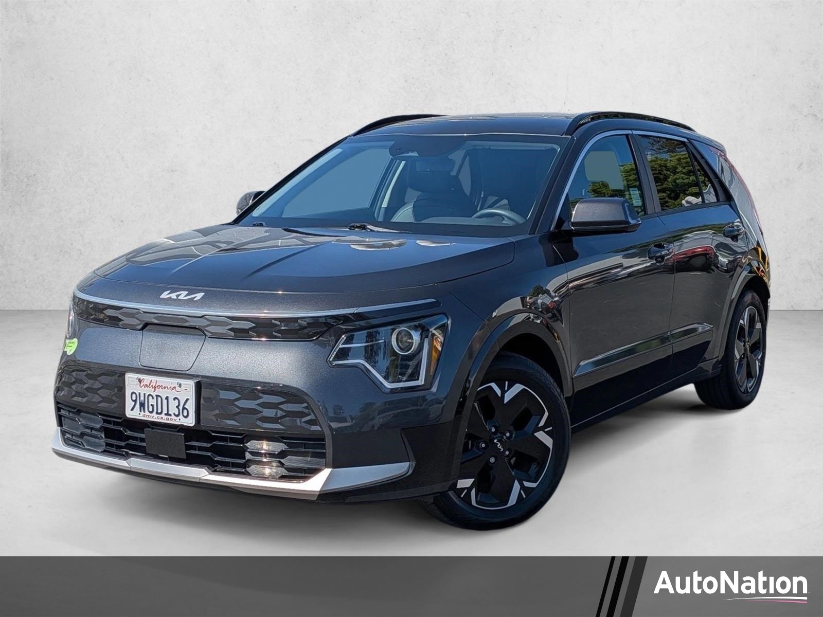 2023 Kia Niro Wind EV's photo