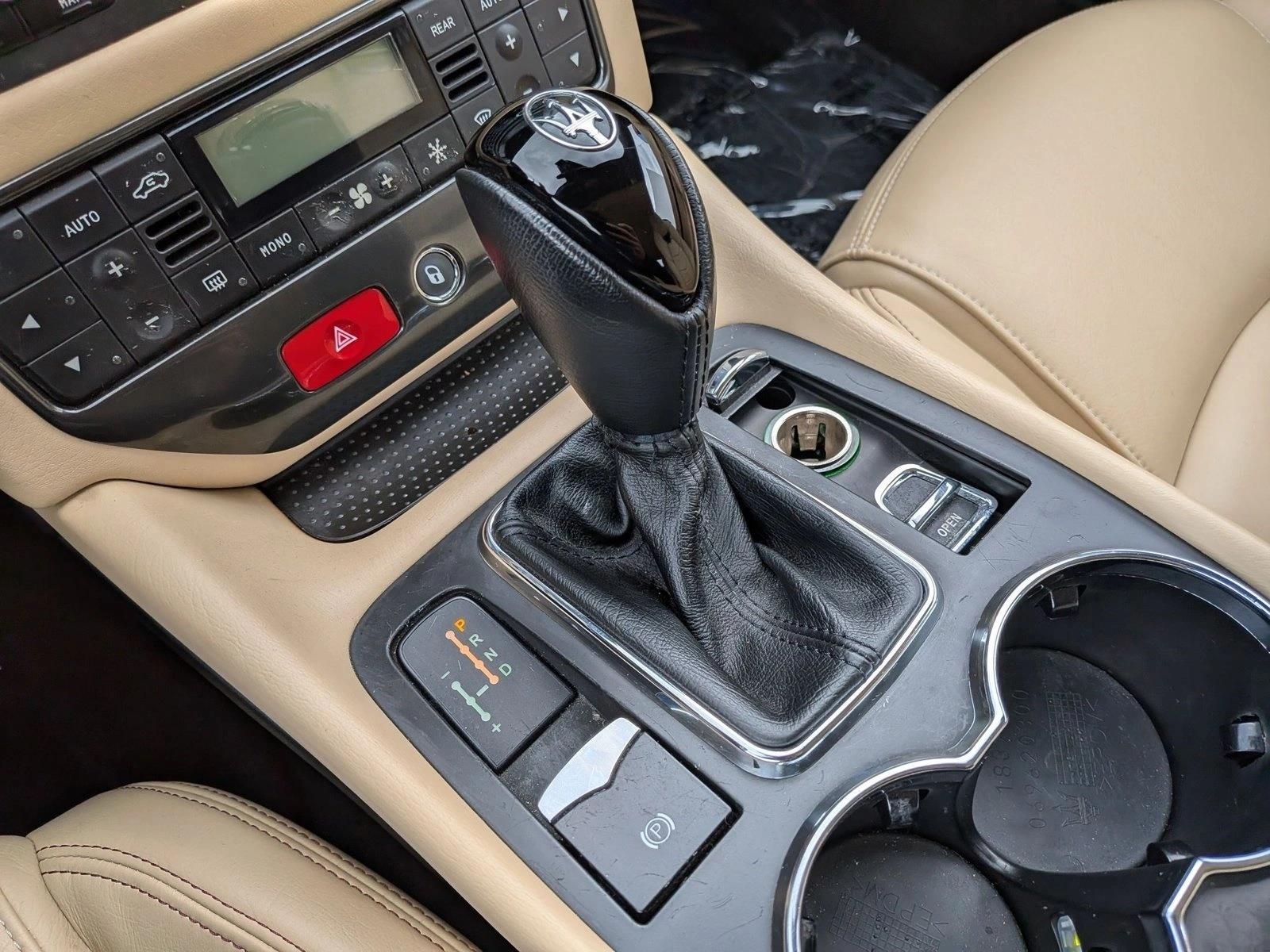 2014 Maserati GranTurismo Base - Photo 12