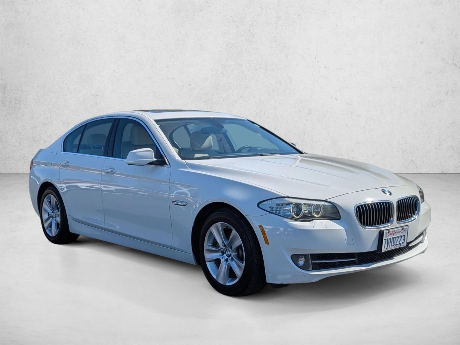 2013 Bmw 528i Sedan photo 3