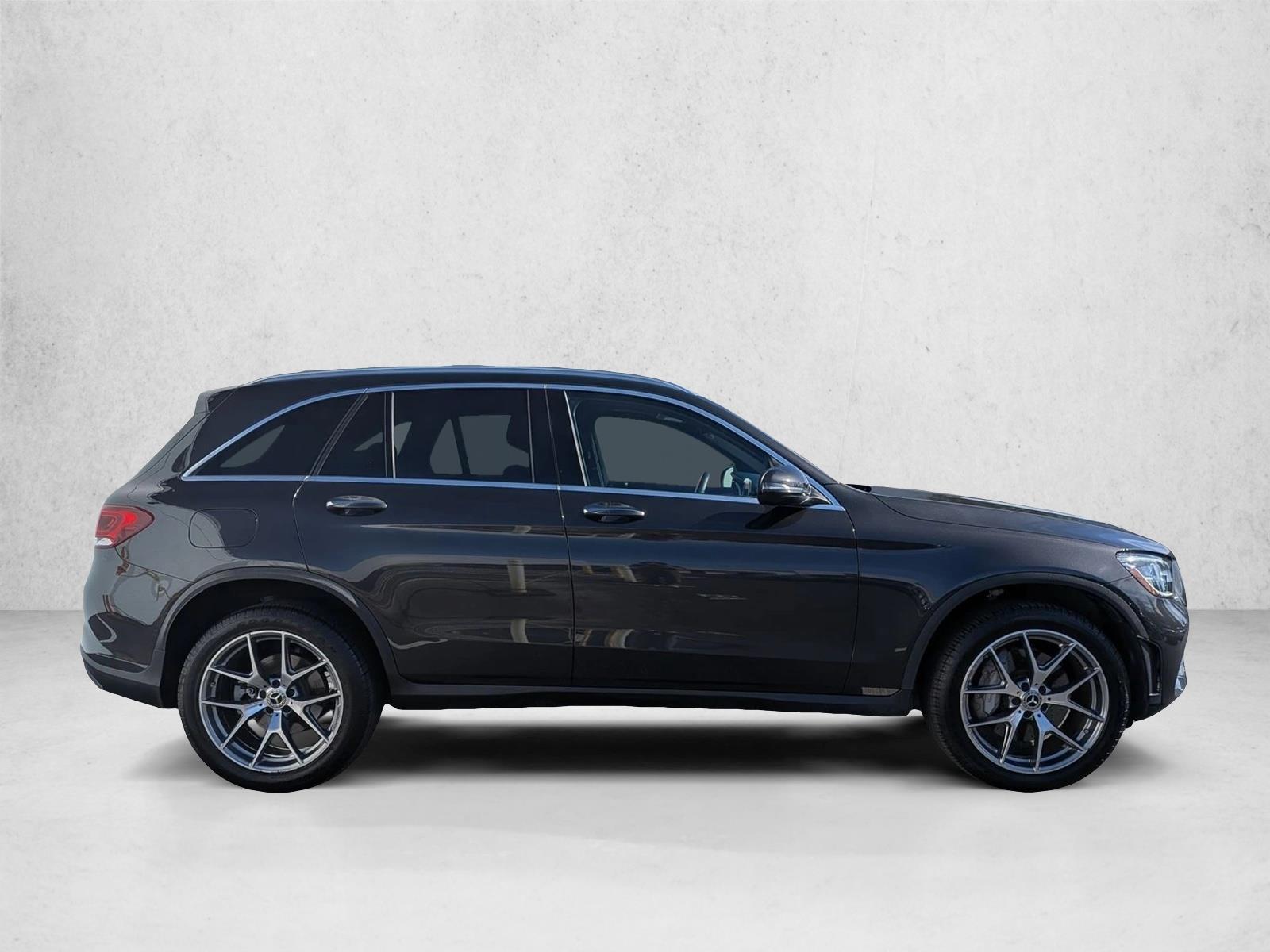 2020 Mercedes Benz GLC 300 photo 4