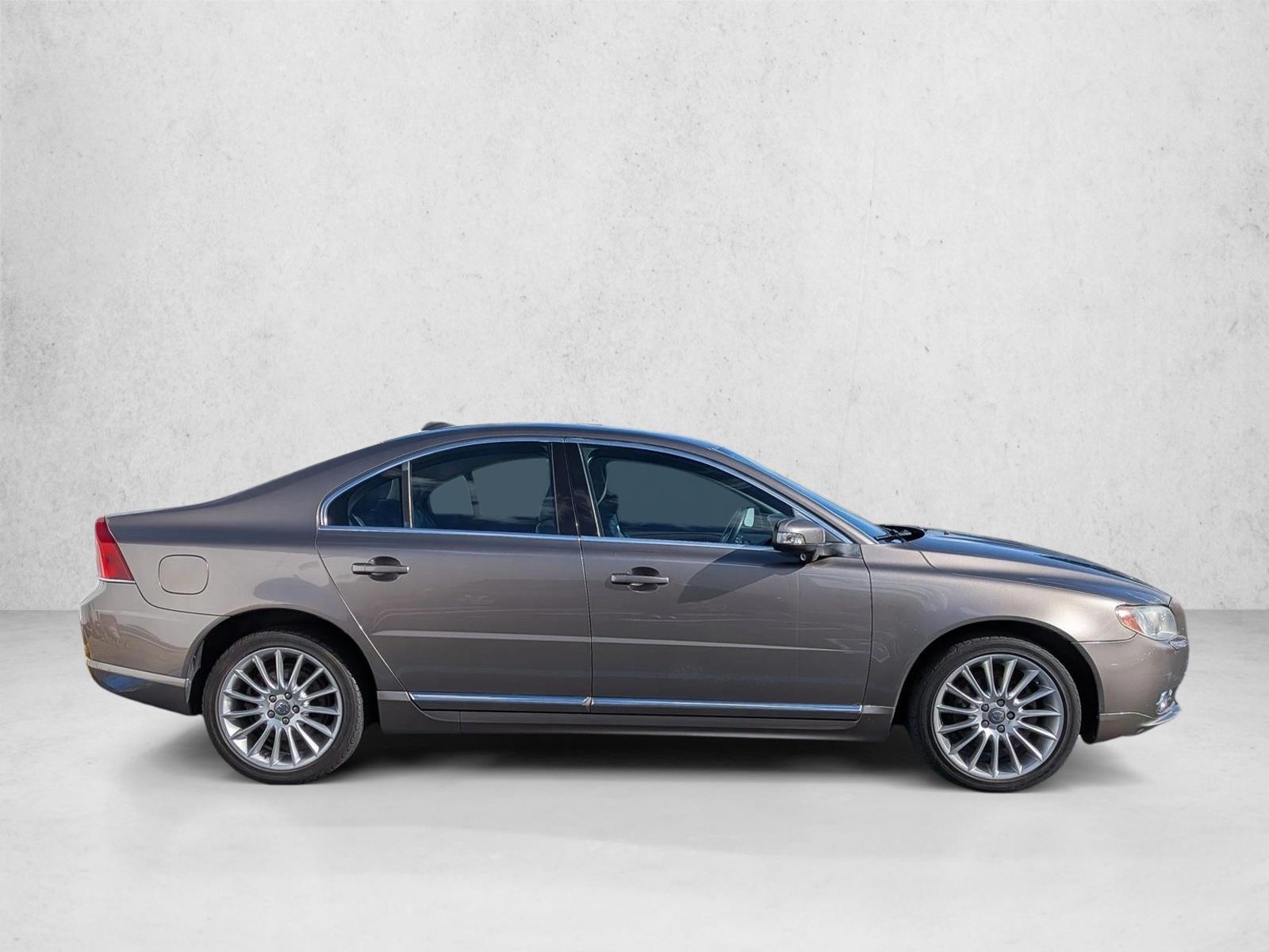 2011 Volvo S80 photo 3