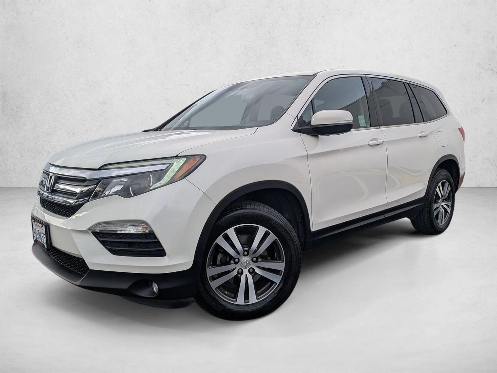 2017 Honda Pilot EX-L's photo