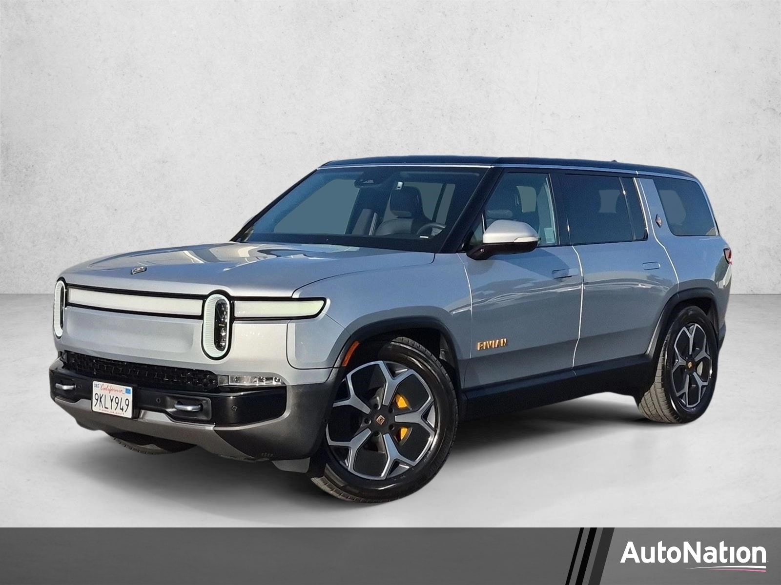 2023 Rivian R1S
