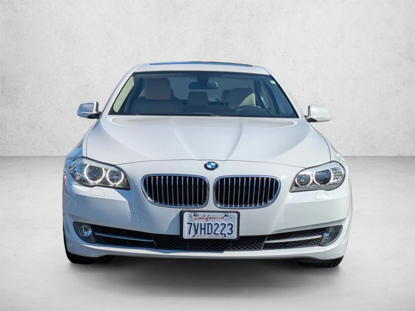 2013 Bmw 528i Sedan photo 2