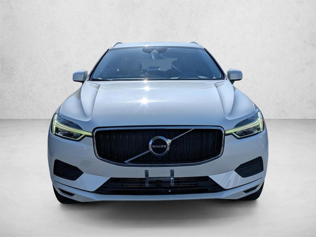 Used 2019 Volvo XC60 Momentum SUV