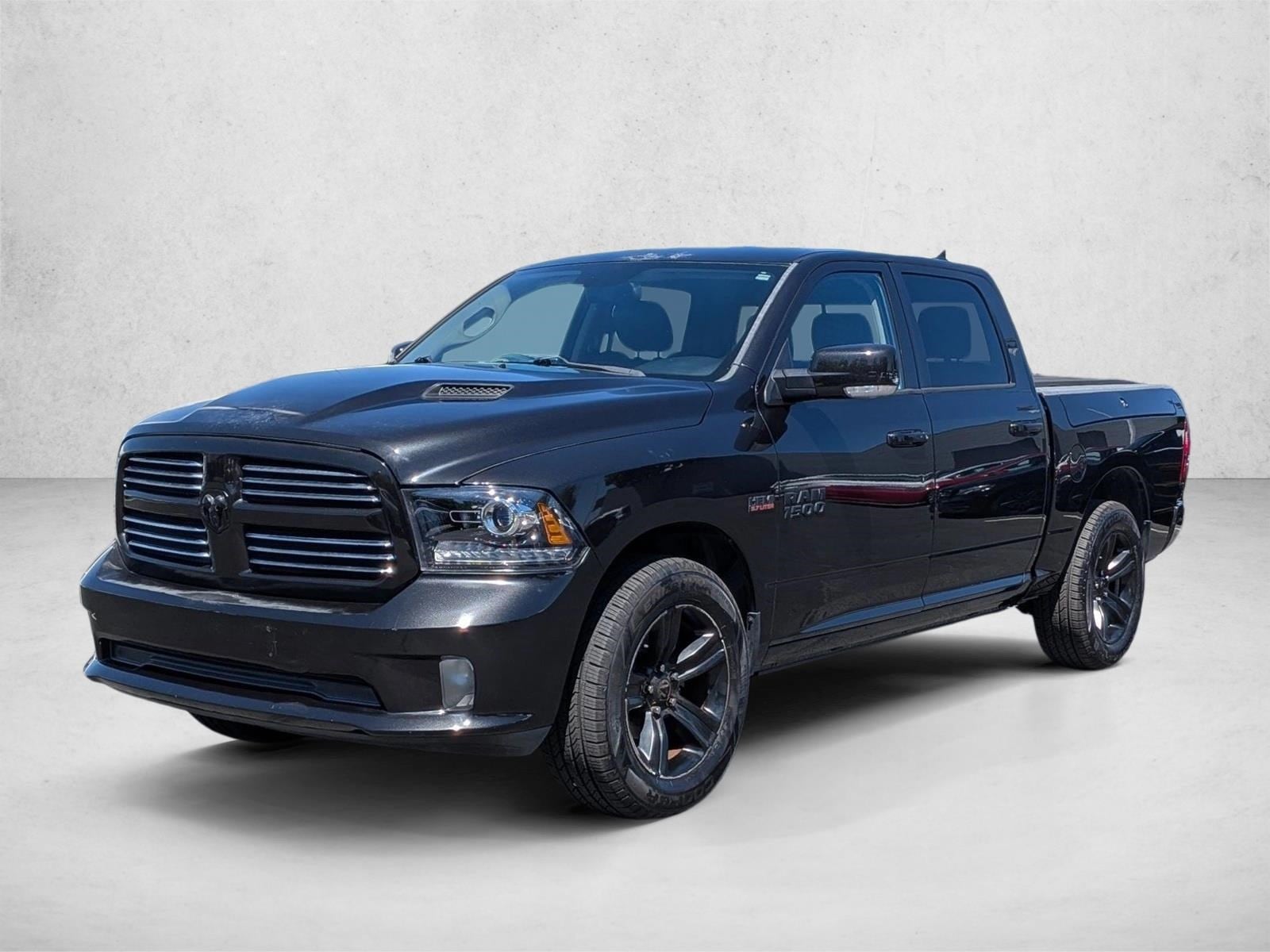 2016 Ram 1500 Sport photo 1