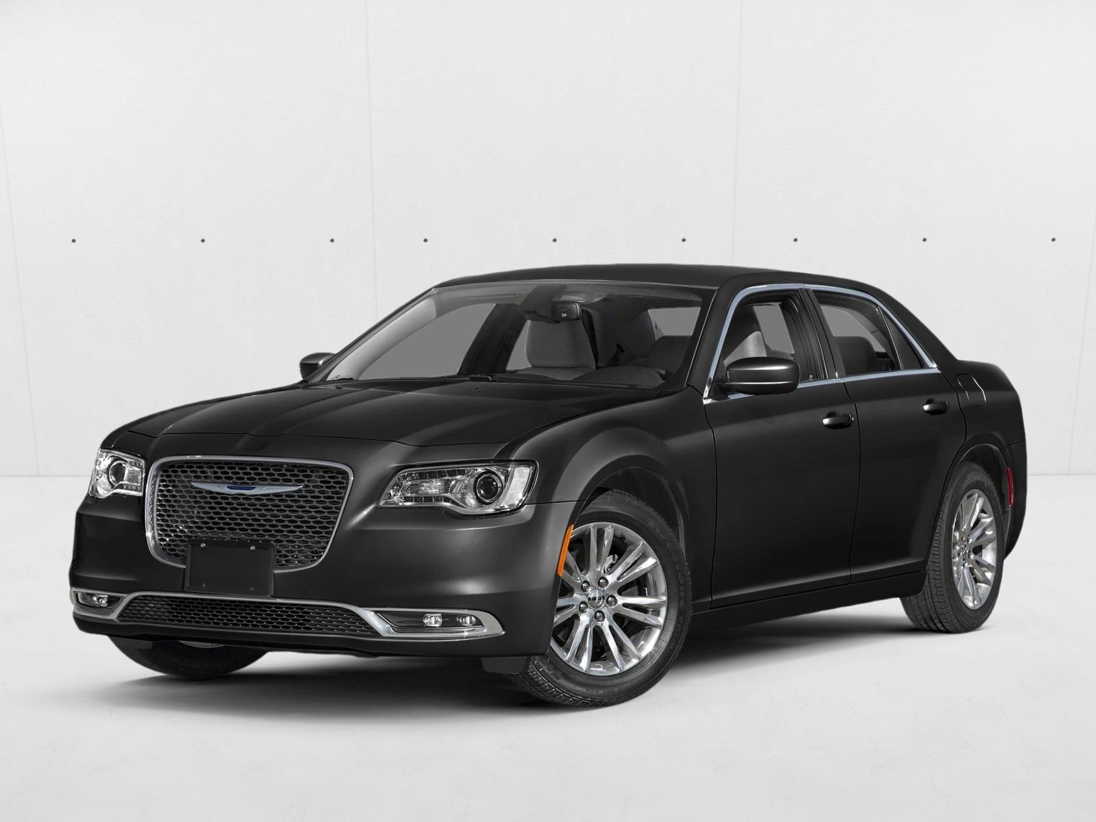2022 Chrysler 300 S's photo