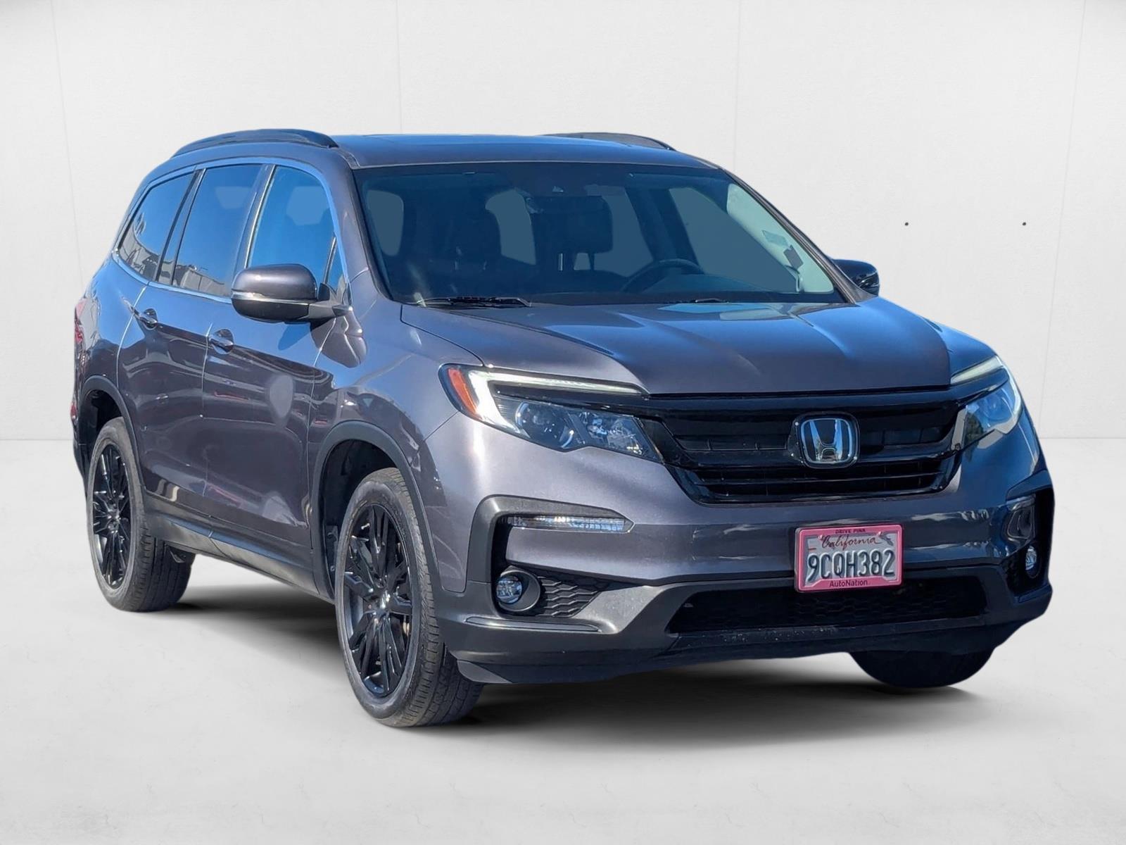 2022 Honda Pilot Special Edition photo 3