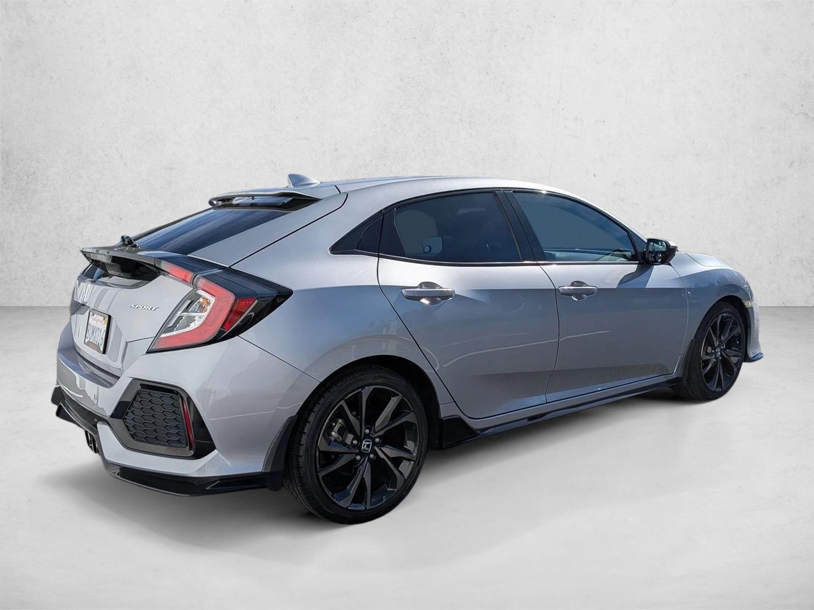 2018 Honda Civic Sport Hatchback photo 4