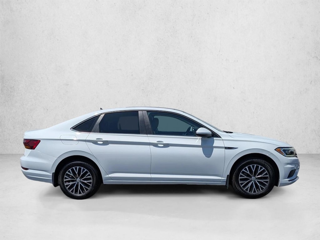 Used 2019 Volkswagen Jetta SEL Sedan