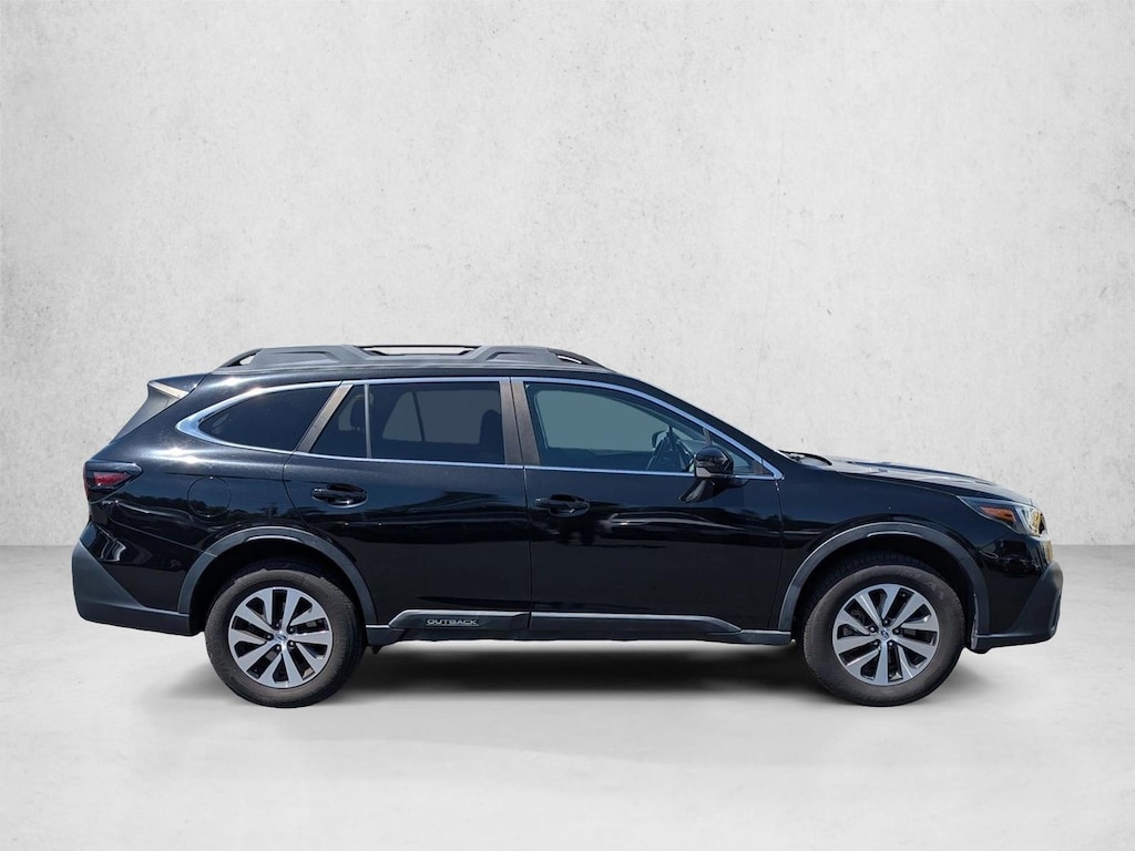 Used 2020 Subaru Outback Premium SUV