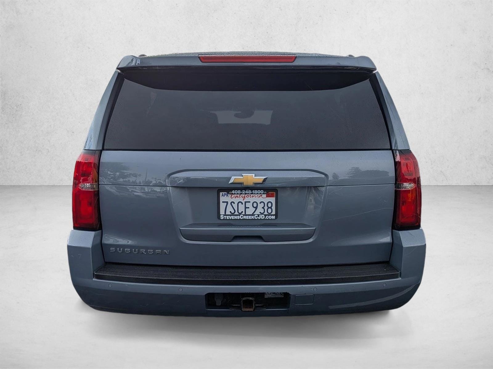 2016 Chevrolet Suburban LT photo 6