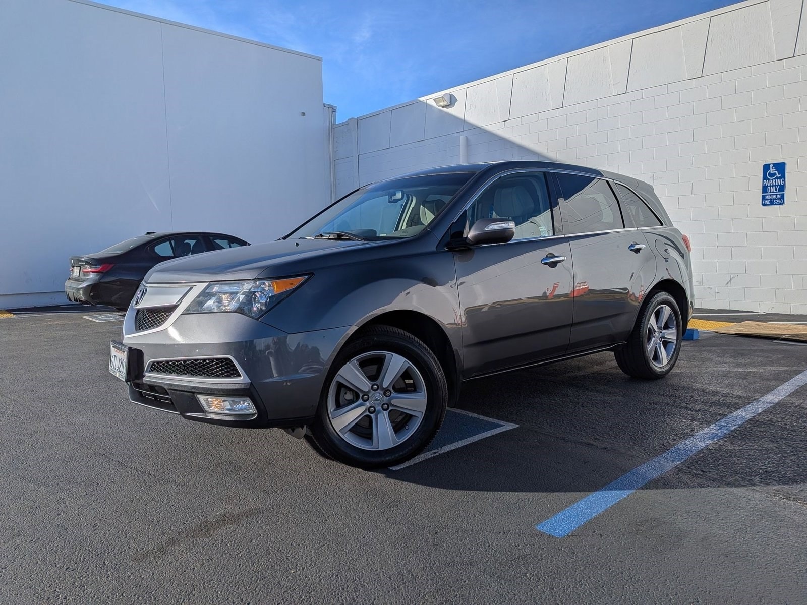 2011 Acura MDX Technology Package's photo