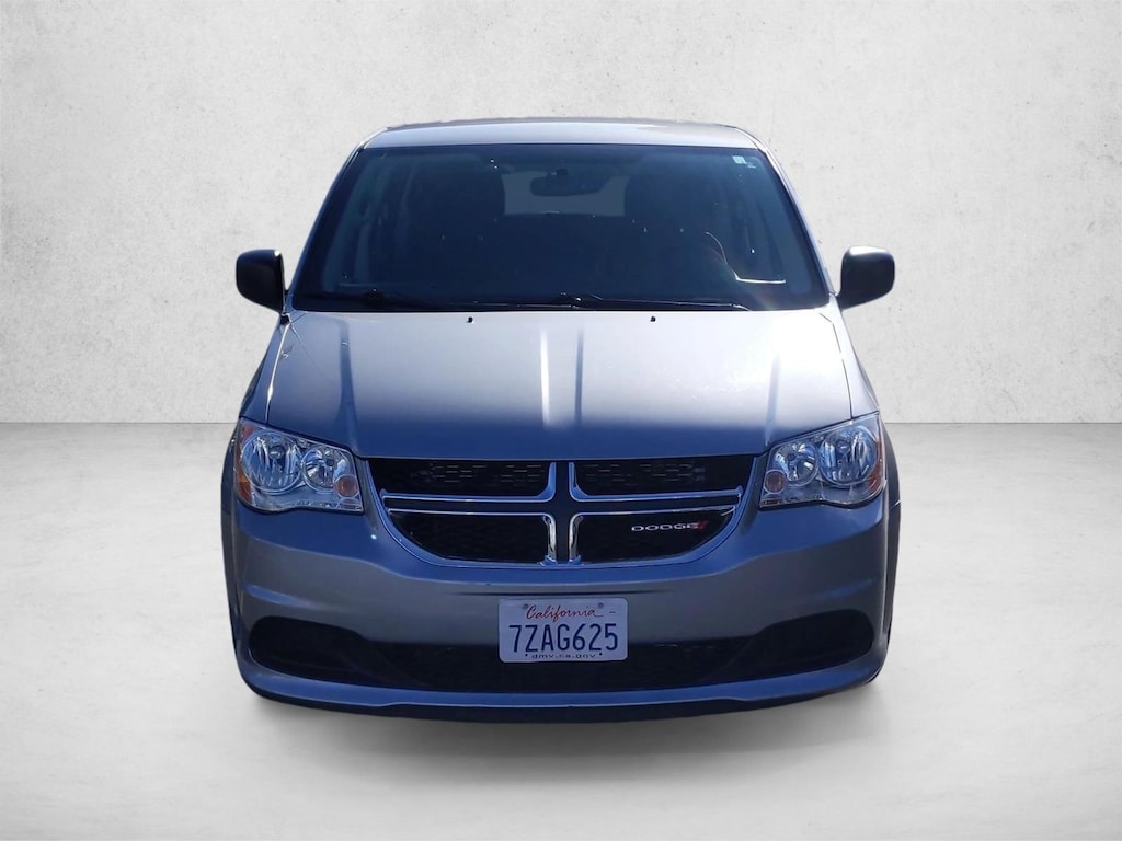 Used 2018 Dodge Grand Caravan SE Van Passenger Van