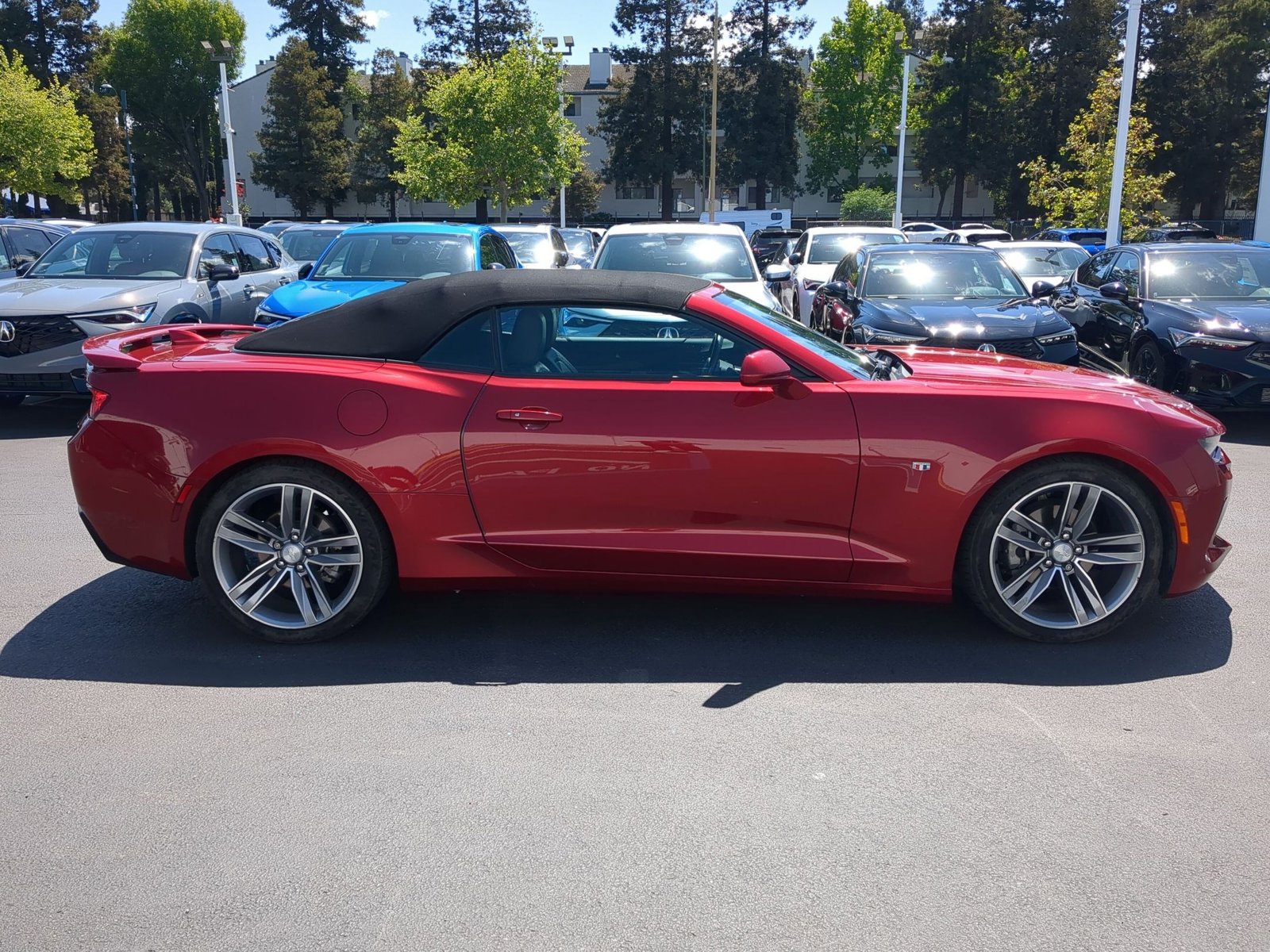2018 Chevrolet Camaro 2LT photo 4