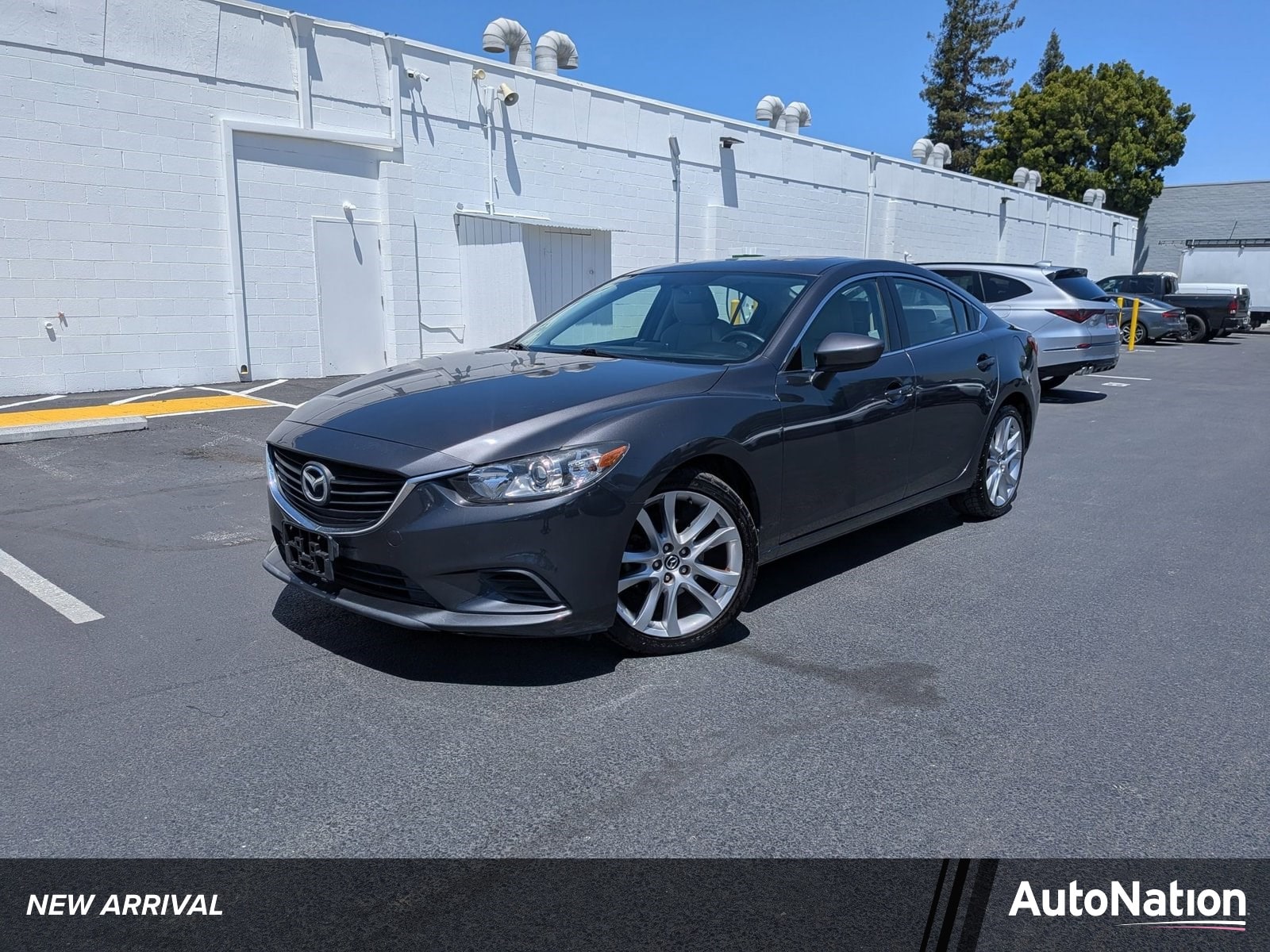 2016 Mazda EZ-6 i Touring Auto's photo