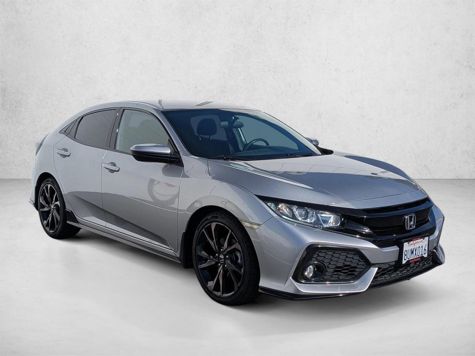 2018 Honda Civic Sport Hatchback photo 3
