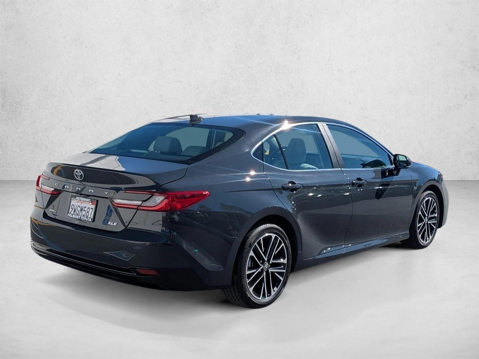 2026 Toyota Camry XLE photo 5