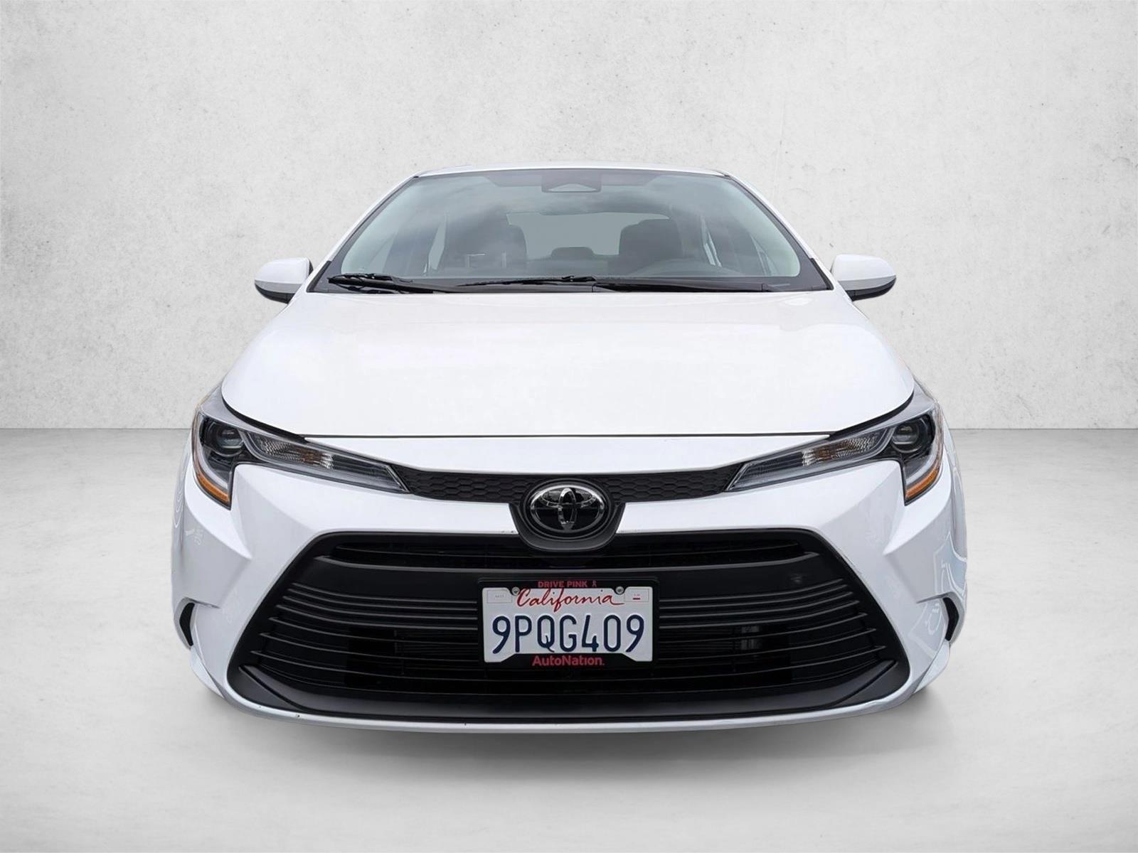 2024 Toyota Corolla LE photo 2