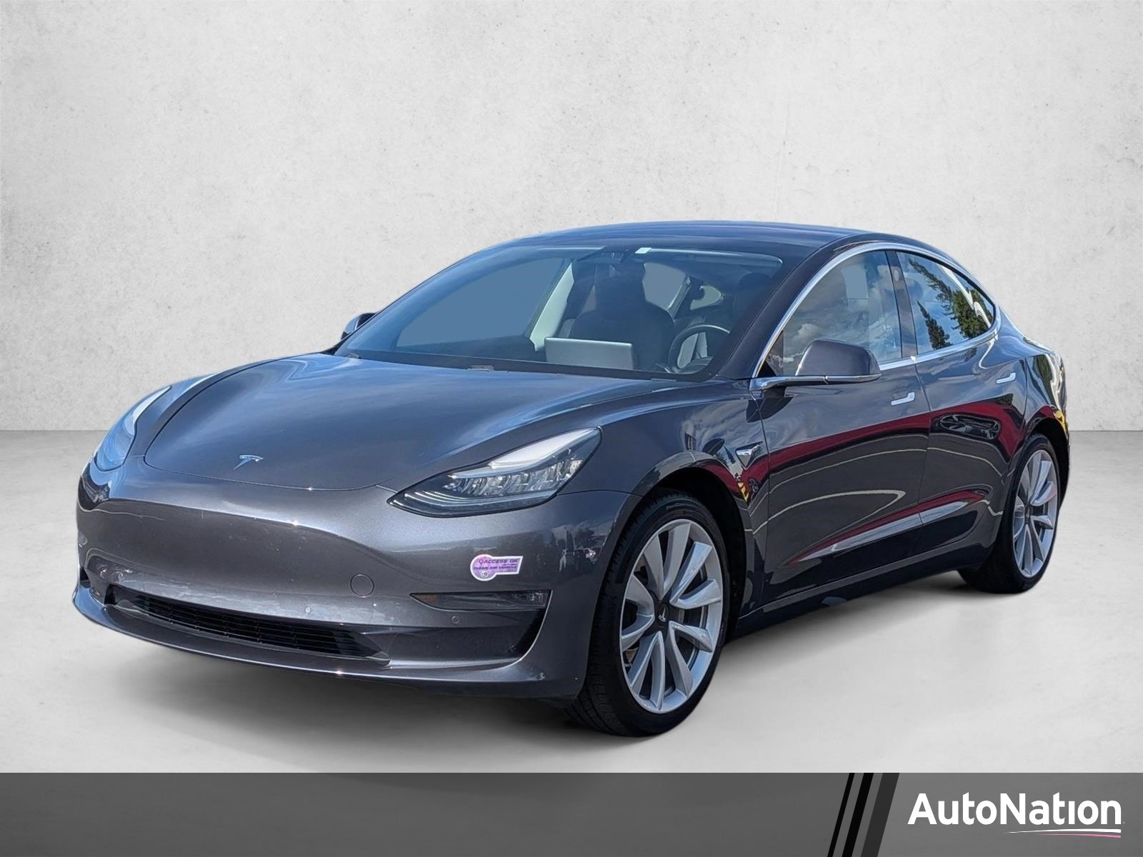 2018 Tesla Model 3 Long Range's photo