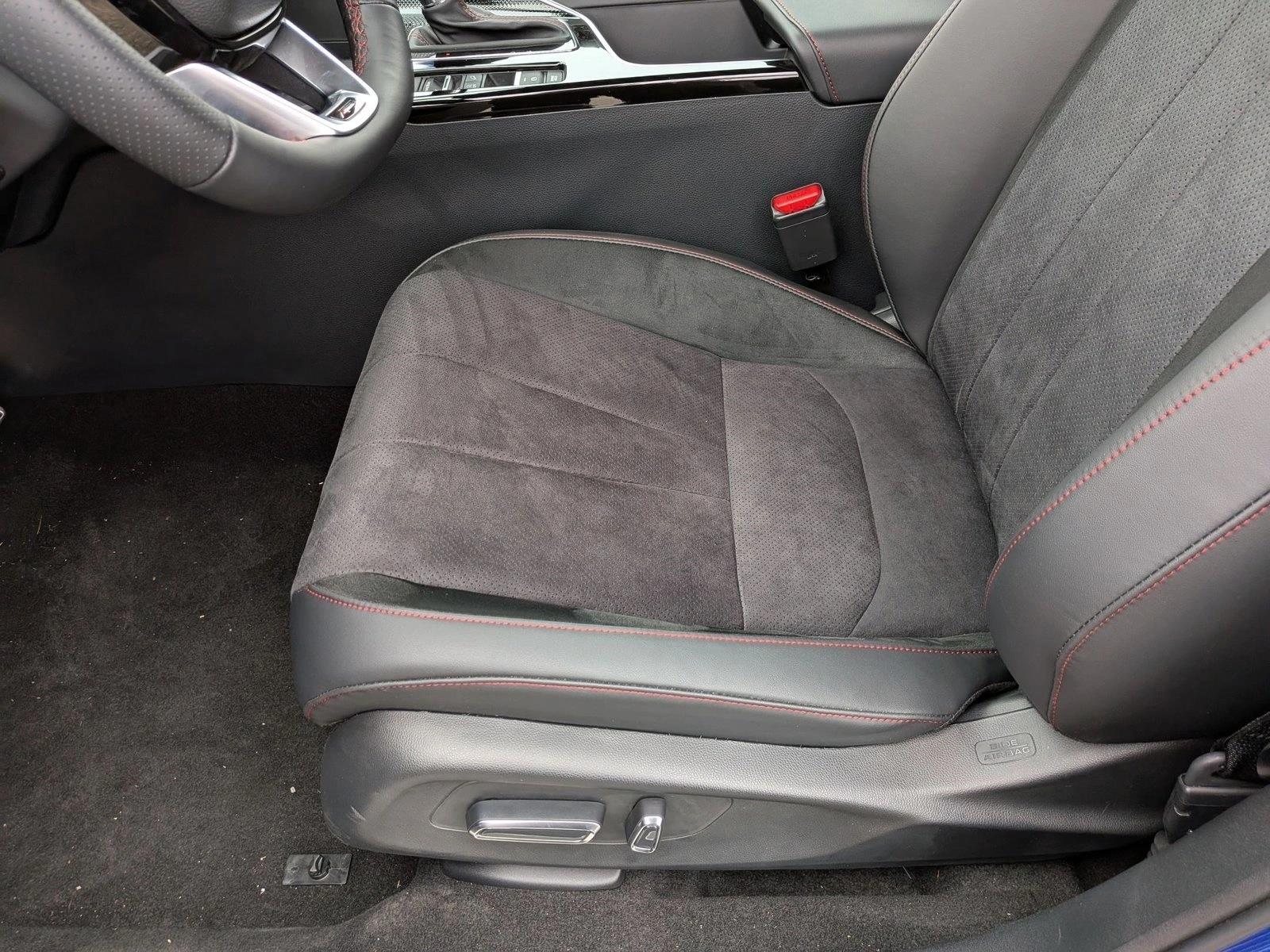 2025 Acura ADX w/A-Spec Package photo 4