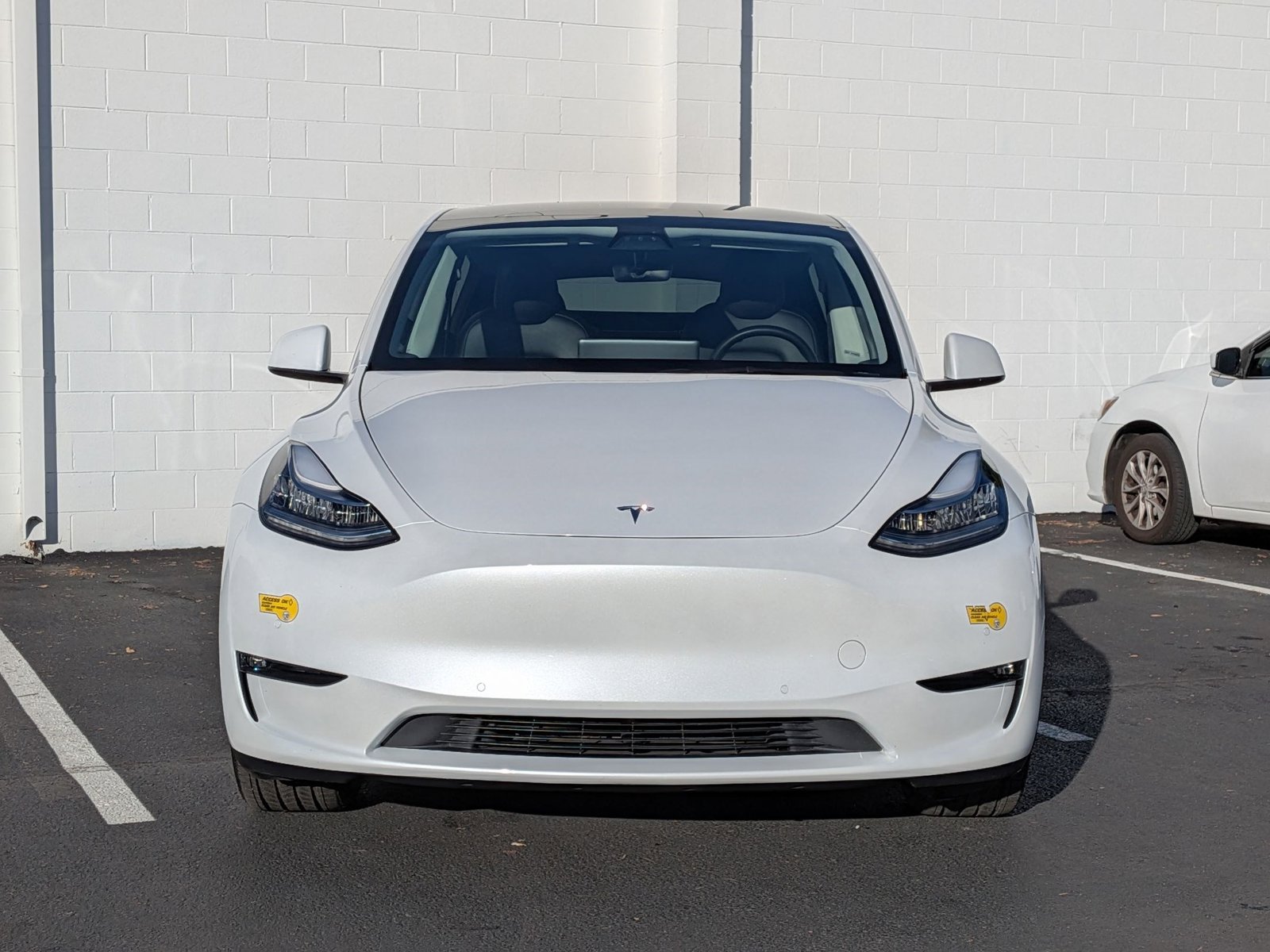 Used 2022 Tesla Model Y Long Range with VIN 7SAYGDEE4NF341987 for sale in Kansas City