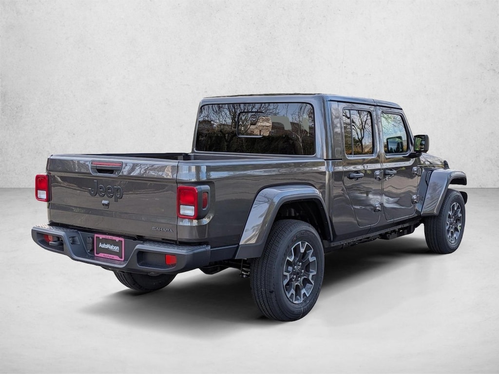 New 2026 Jeep Gladiator Sahara Truck Crew Cab