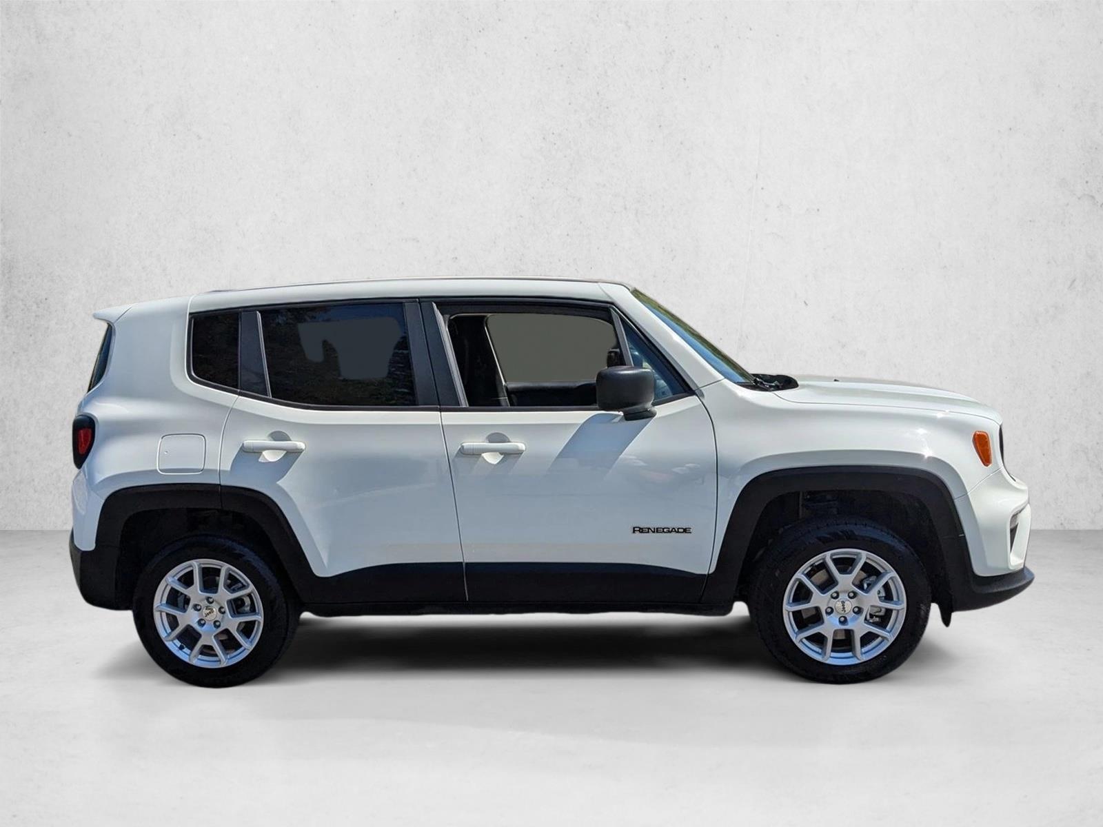 2023 Jeep Renegade Upland Sport photo 4