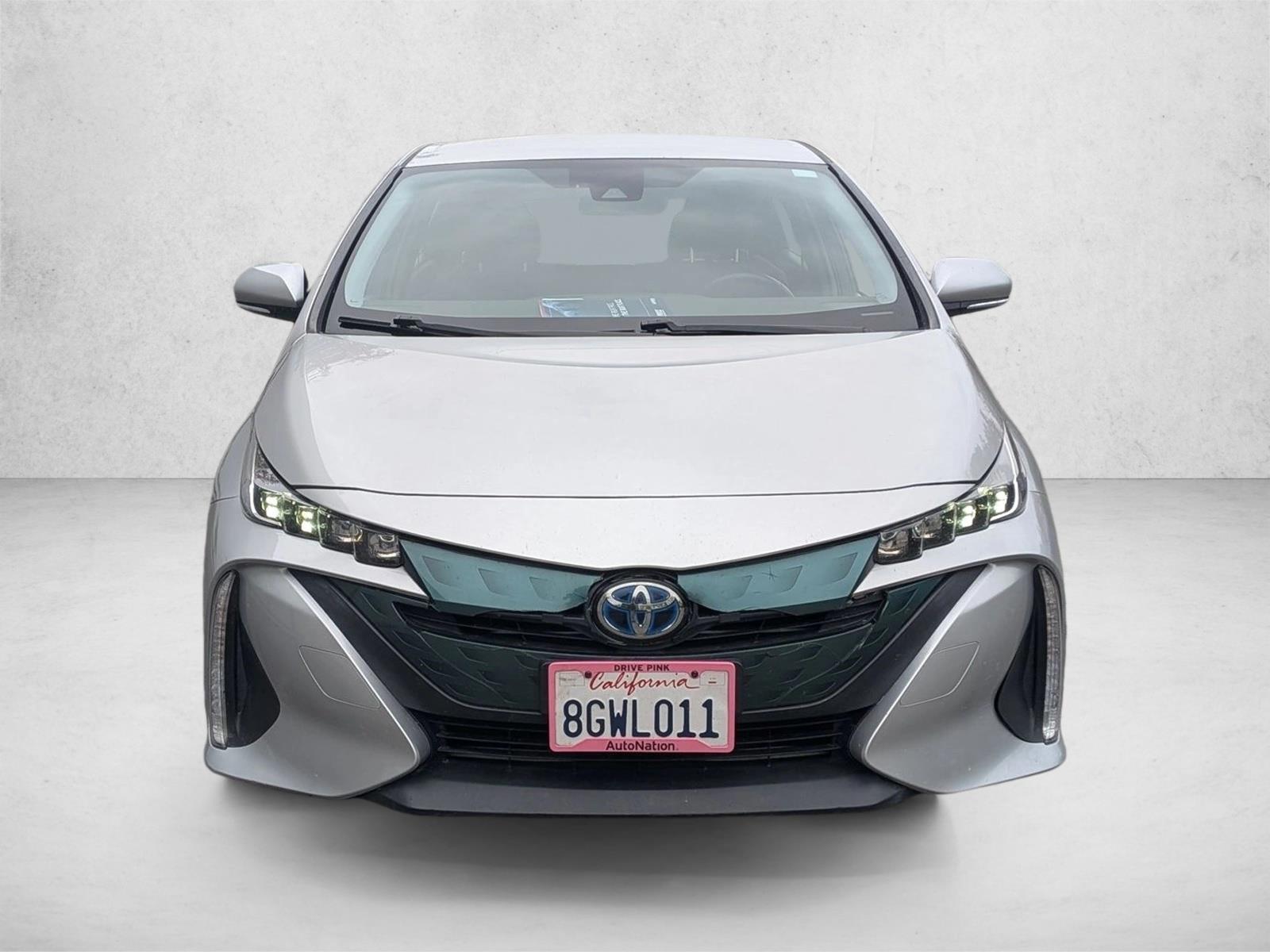 2018 Toyota Prius Prime Plus photo 2
