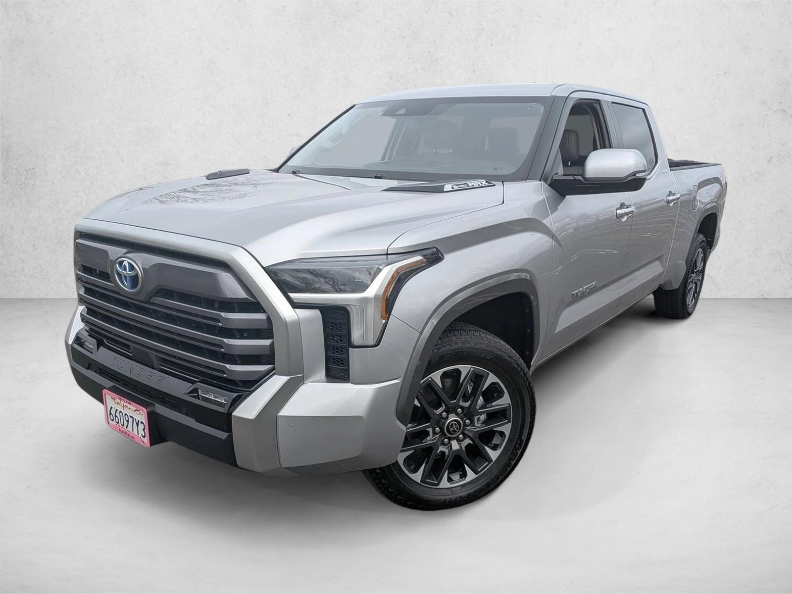 2024 Toyota Tundra Limited's photo