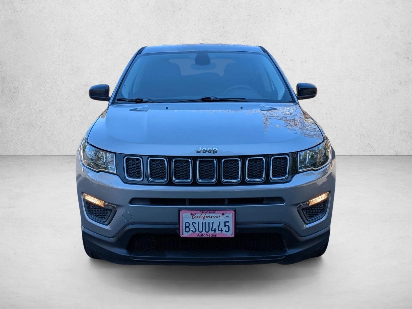 2018 Jeep Compass Sport photo 2
