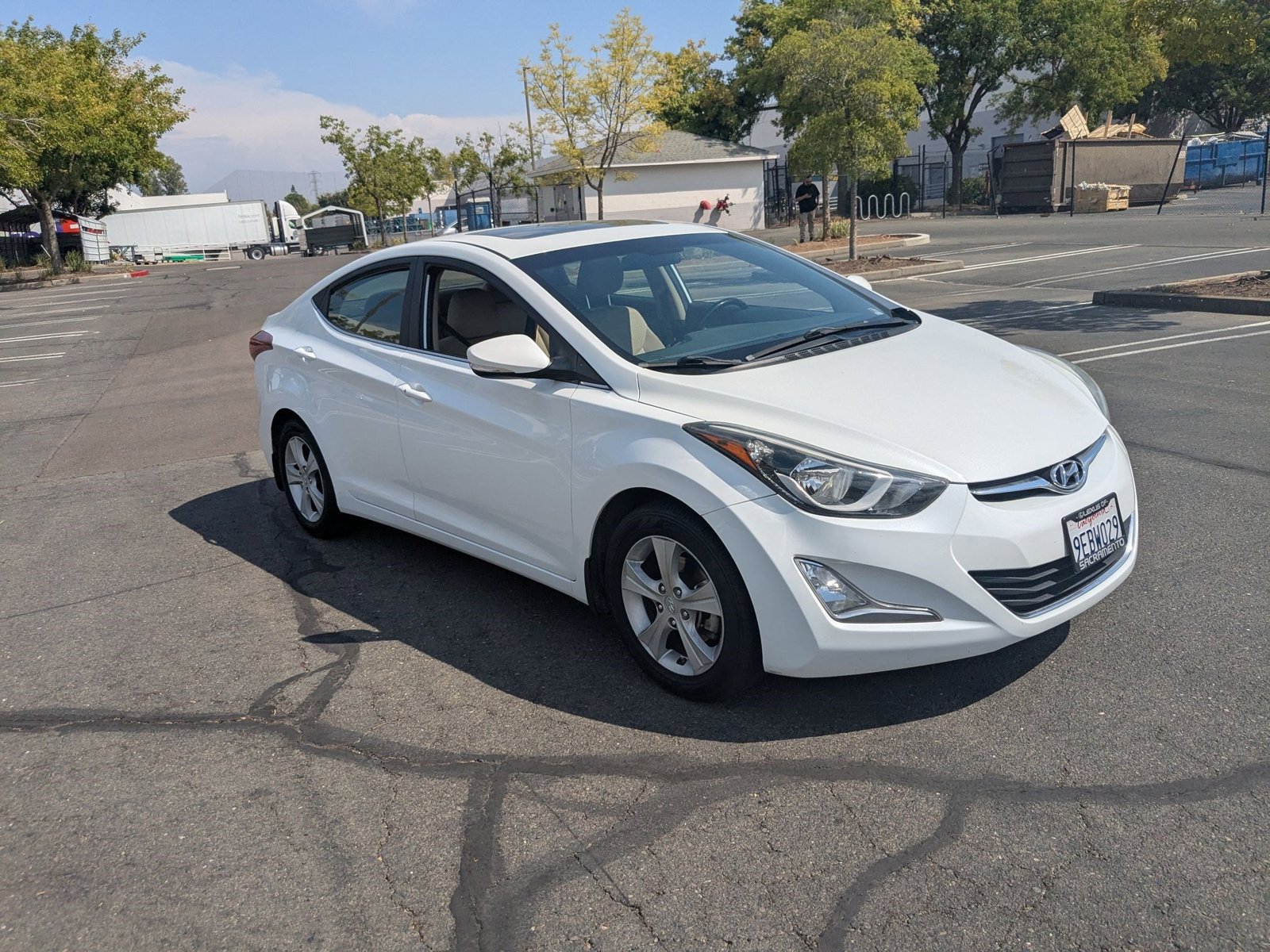 2016 Hyundai Elantra Value Edition photo 3