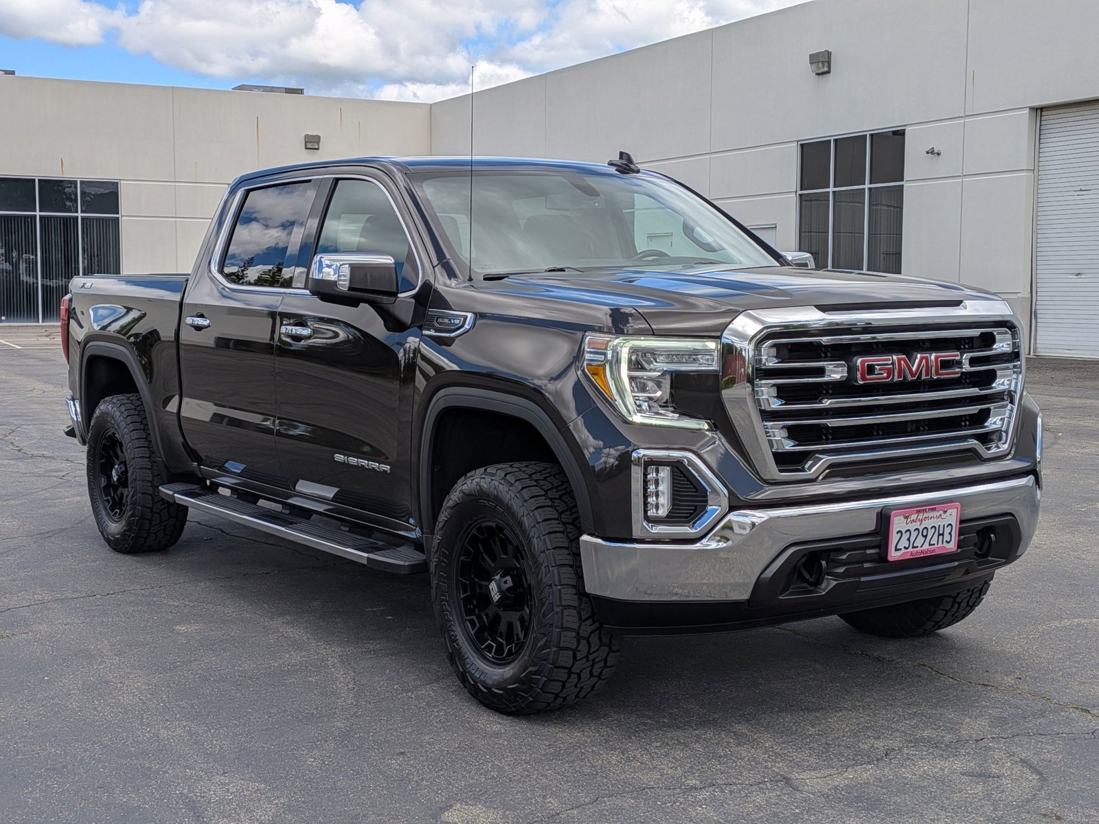 2021 GMC Sierra 1500 SLT photo 3