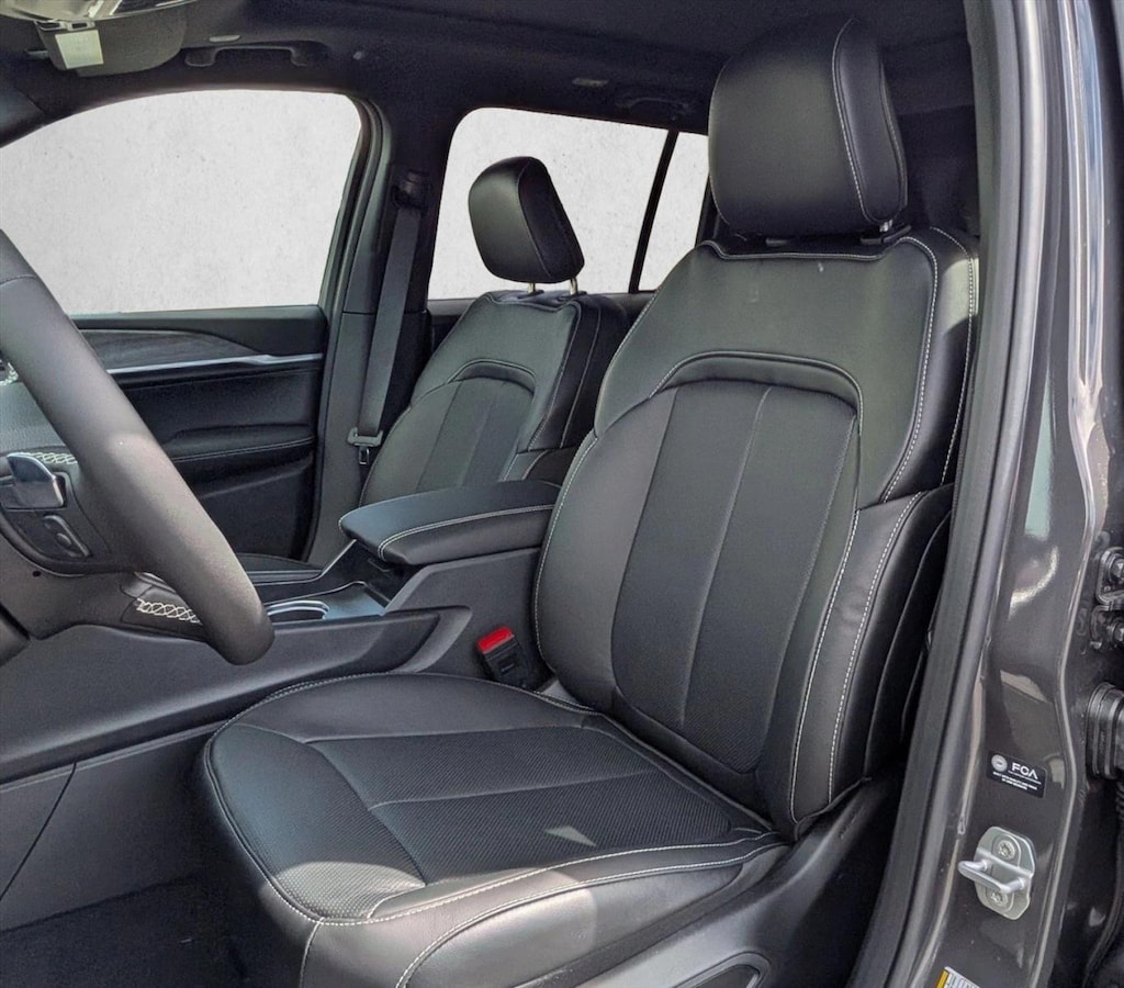 New 2026 Jeep Grand Cherokee Limited Reserve SUV