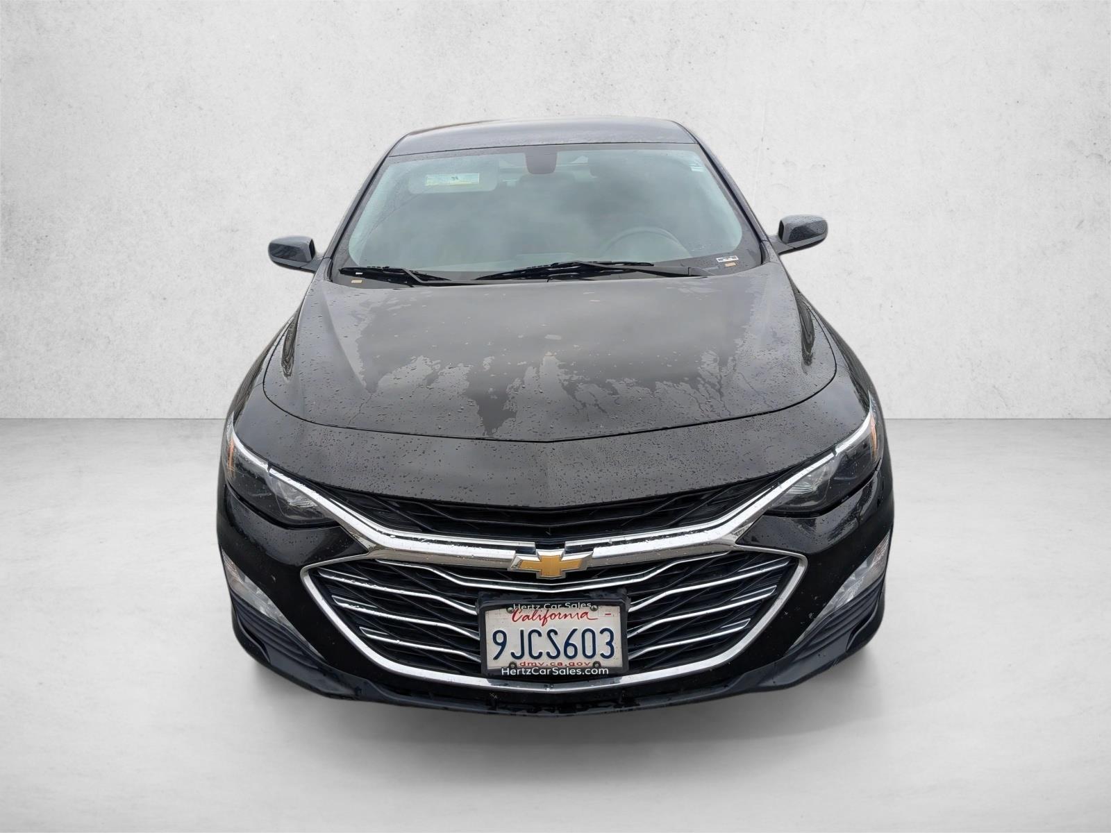 2022 Chevrolet Malibu 1LT photo 2