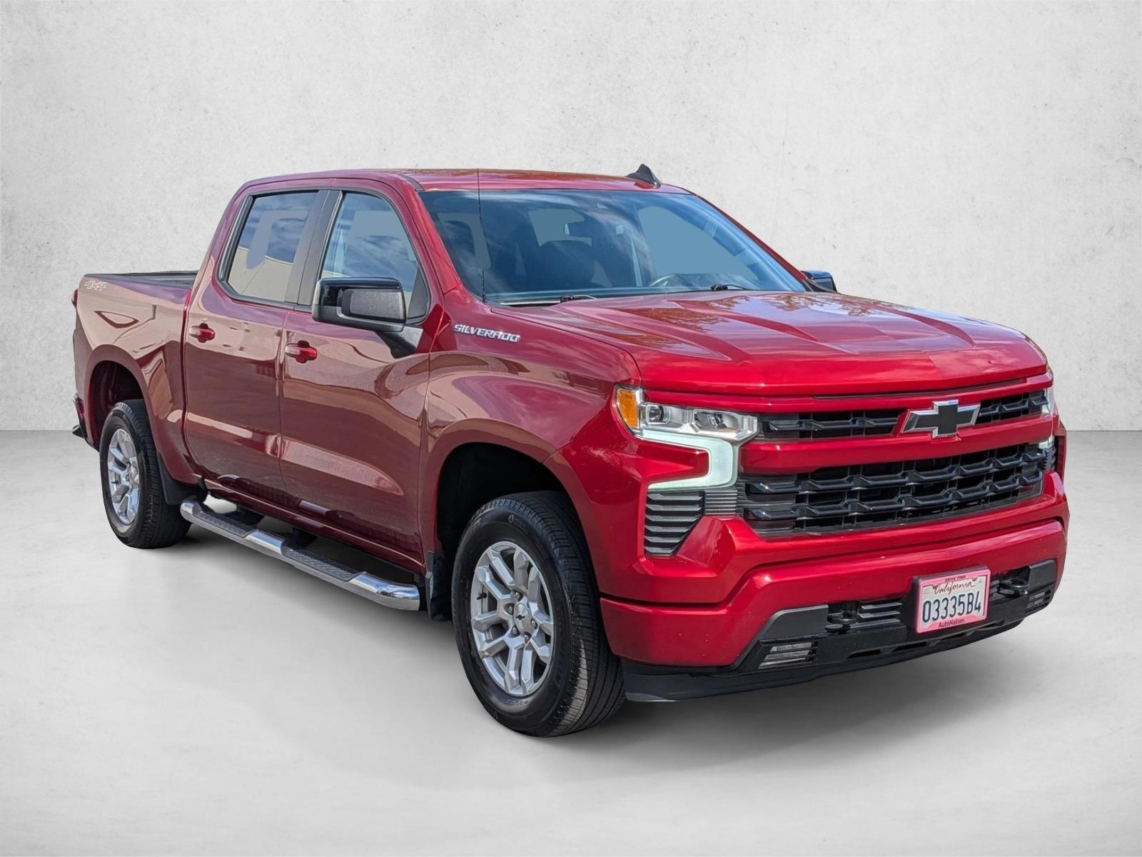 2024 Chevrolet Silverado 1500 RST photo 3