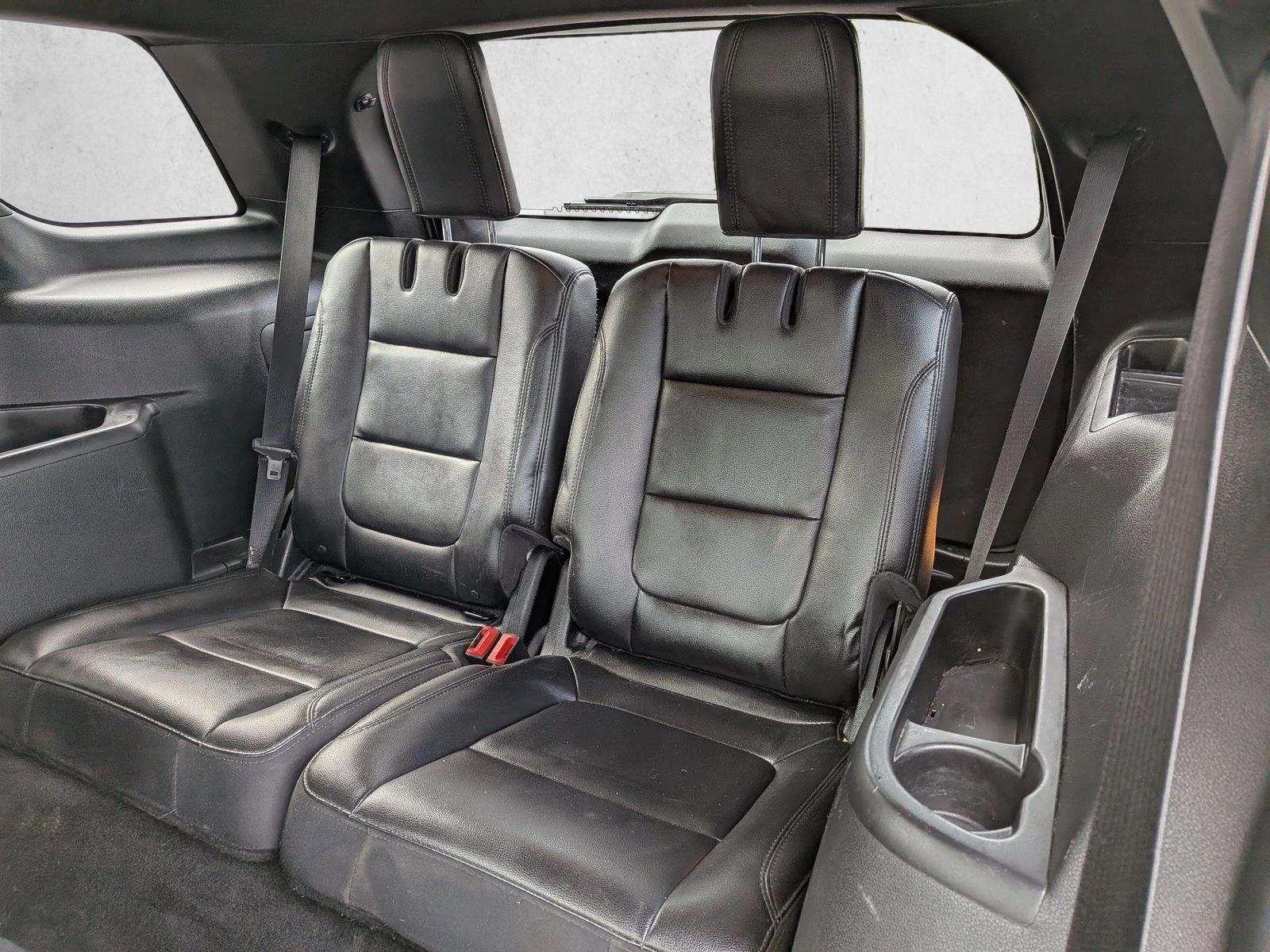 2018 Ford Explorer XLT - Photo 18