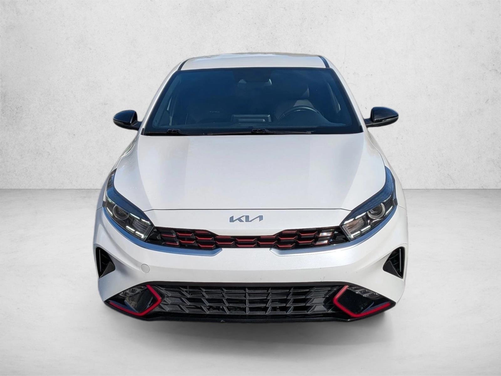 2023 Kia Forte GT-Line photo 2