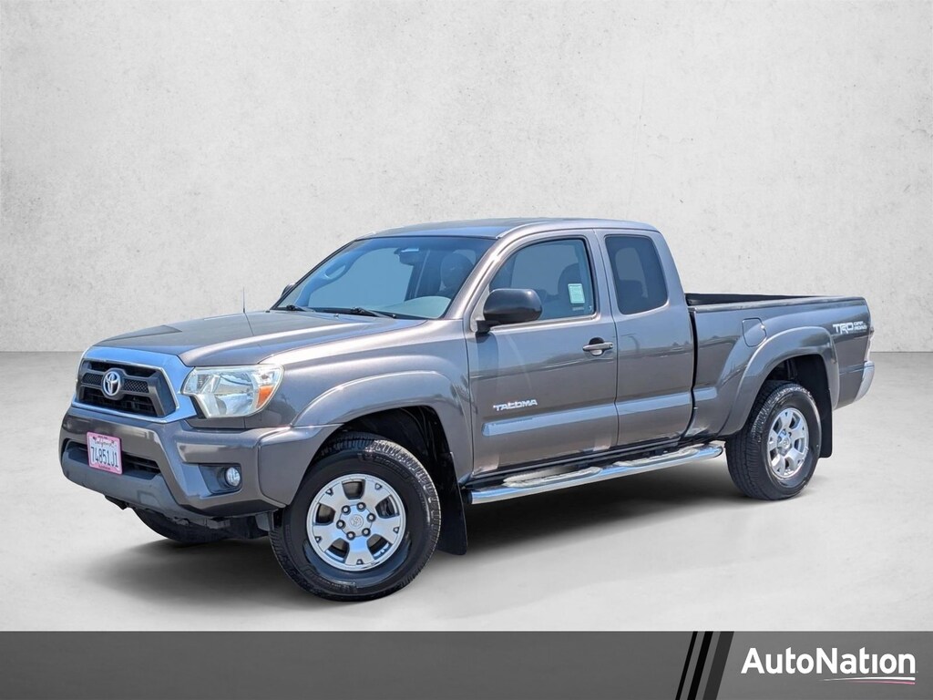 Used 2013 Toyota Tacoma PreRunner Extended Cab Pickup