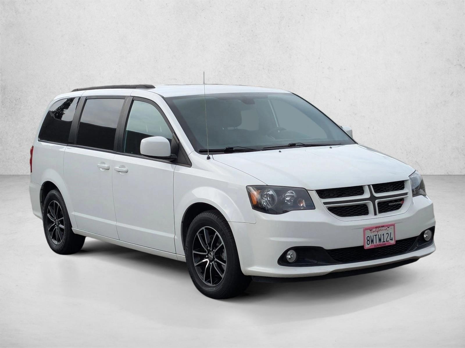 2019 Dodge Grand Caravan GT photo 3