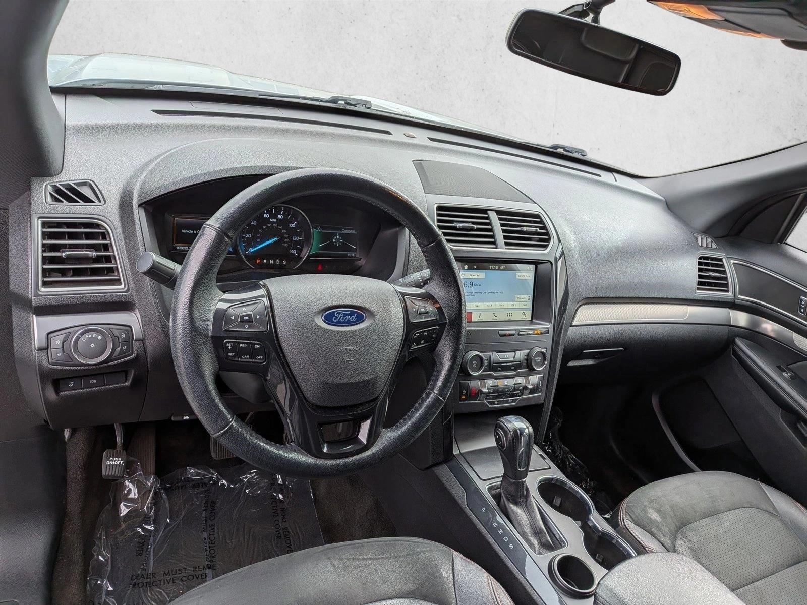 2018 Ford Explorer XLT - Photo 10