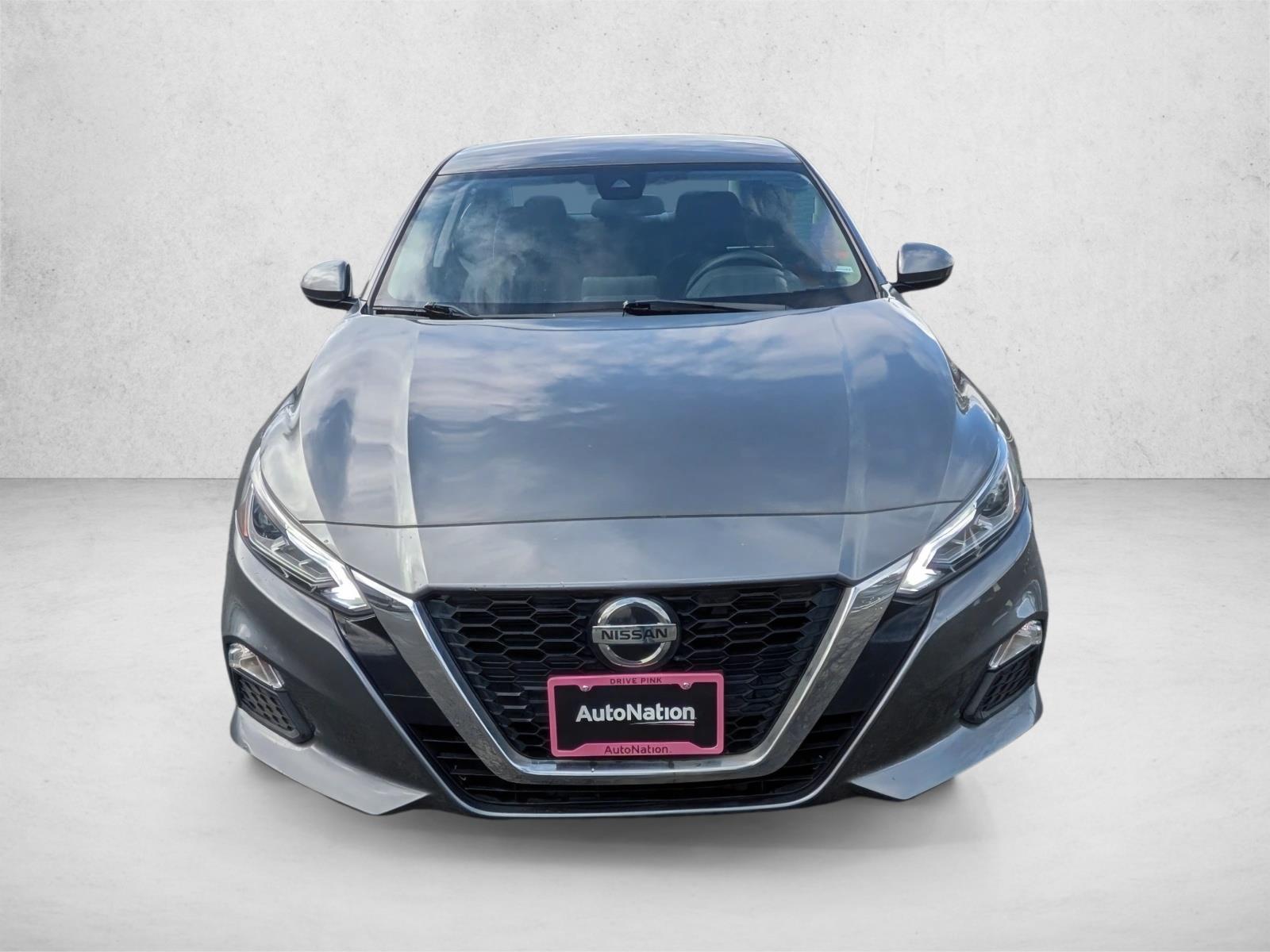 2022 Nissan Altima 2.5 SV photo 2