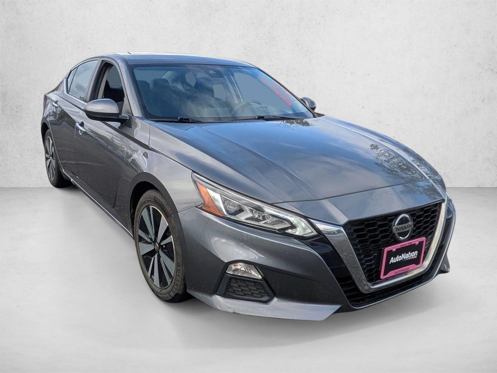 2022 Nissan Altima 2.5 SV photo 3