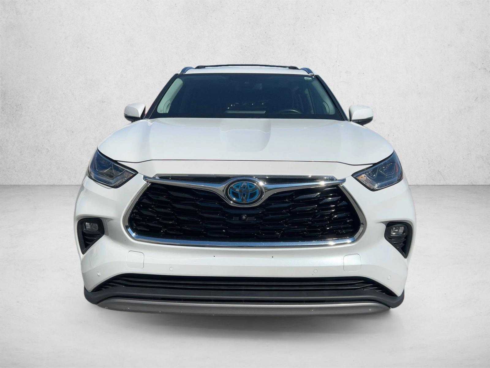 2023 Toyota Highlander Hybrid Platinum photo 2