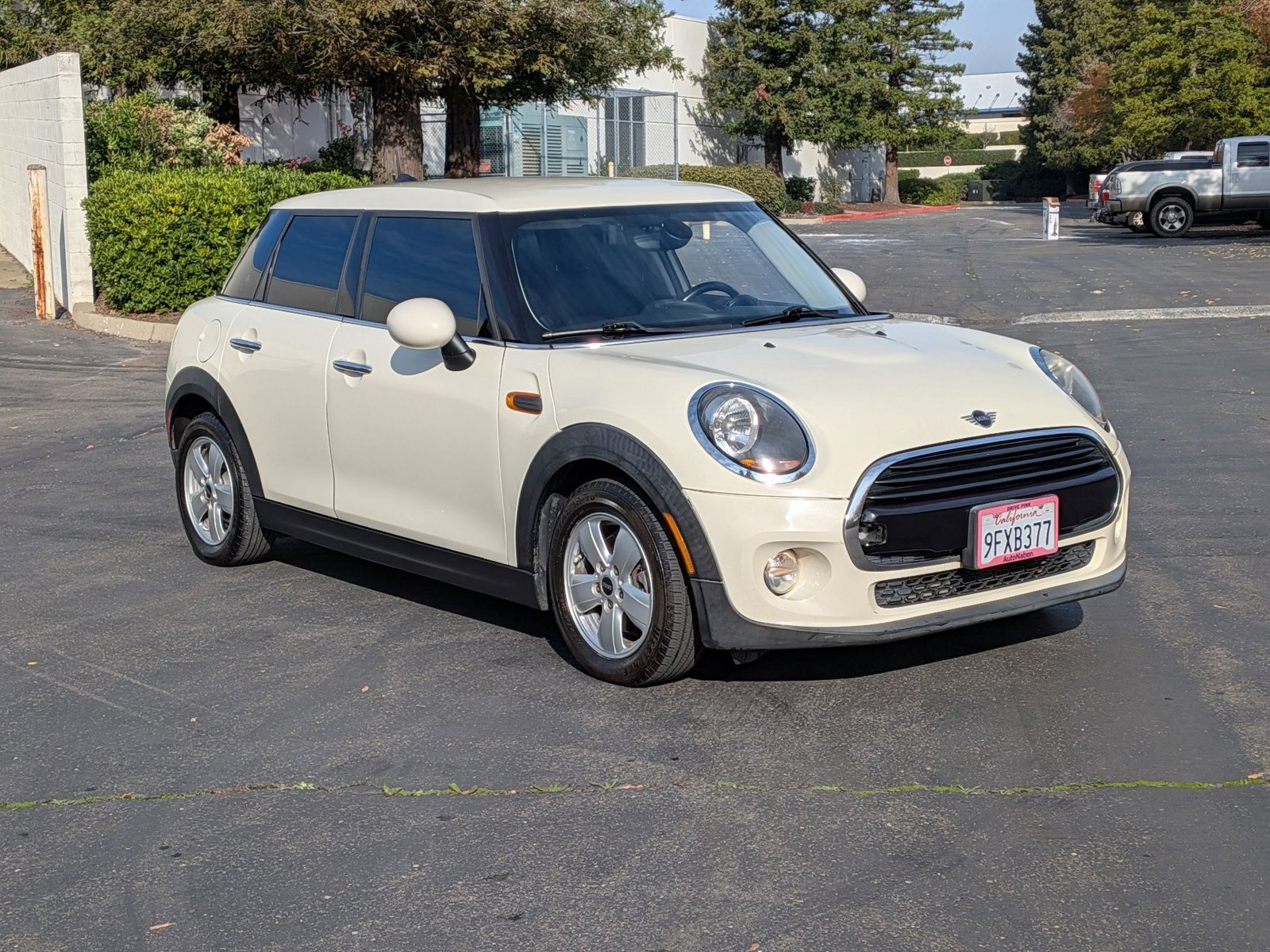 2019 Mini Cooper Hardtop 4 Door photo 3