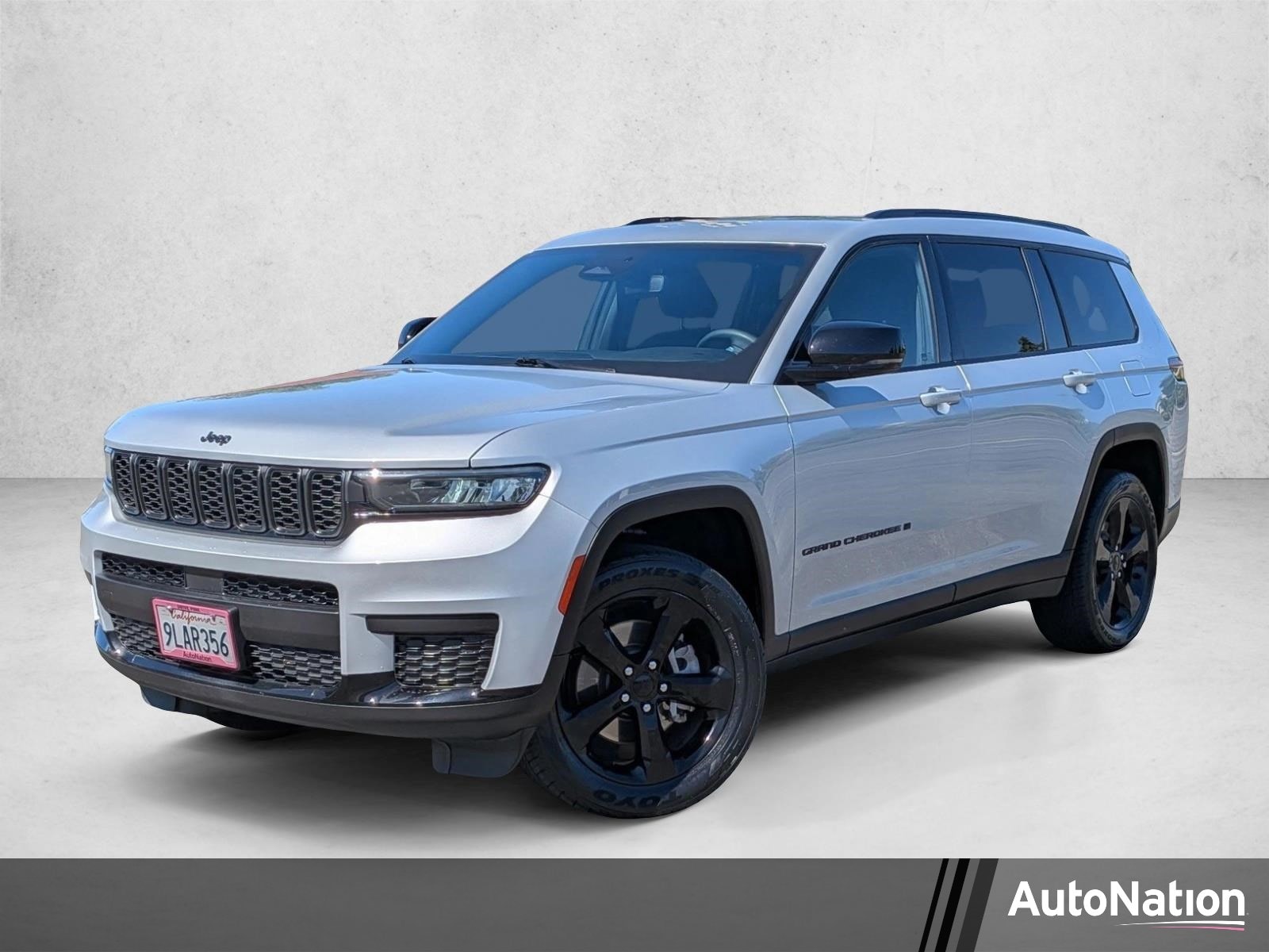 2023 Jeep Grand Cherokee L Altitude 4x4's photo