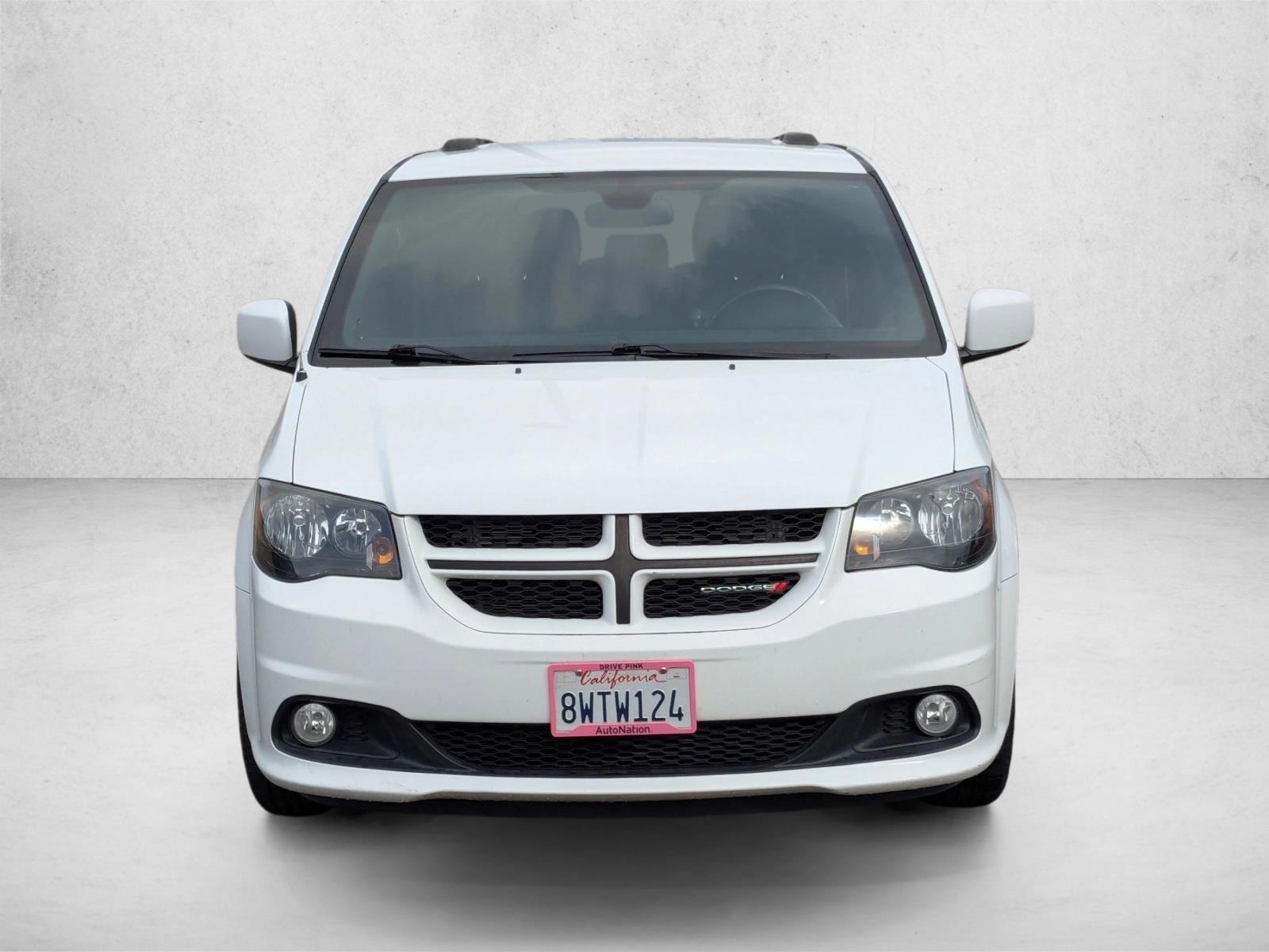 2019 Dodge Grand Caravan GT photo 2