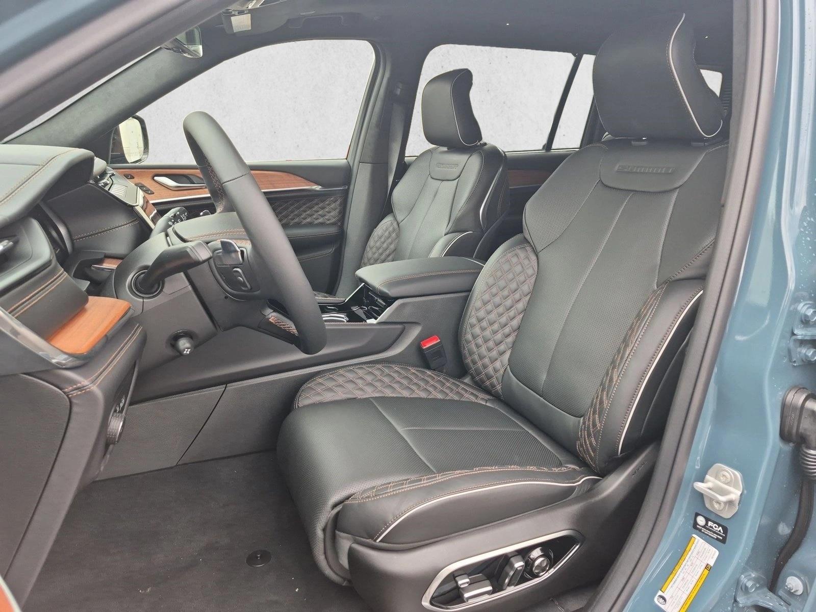 New 2027 Jeep Grand Cherokee L 3 Row Summit SUV