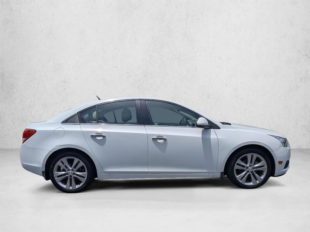 Used 2014 Chevrolet Cruze LTZ 4dr Car