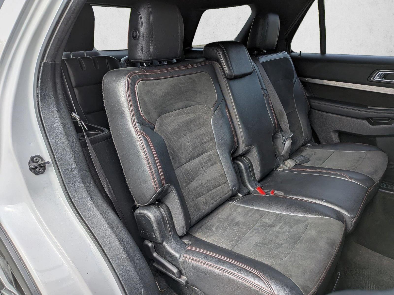 2018 Ford Explorer XLT - Photo 20